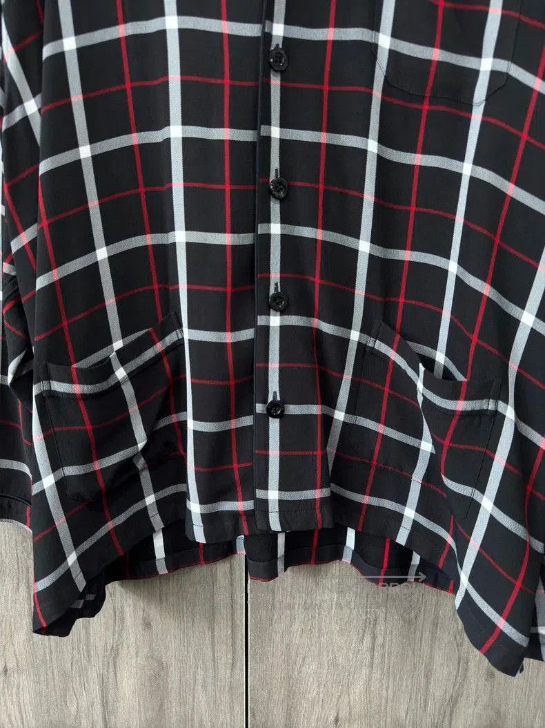 Balenciaga Balenciaga Double B Embroidered Plaid Shirt. Size US XL / EU 56 / 4 - 9 Thumbnail