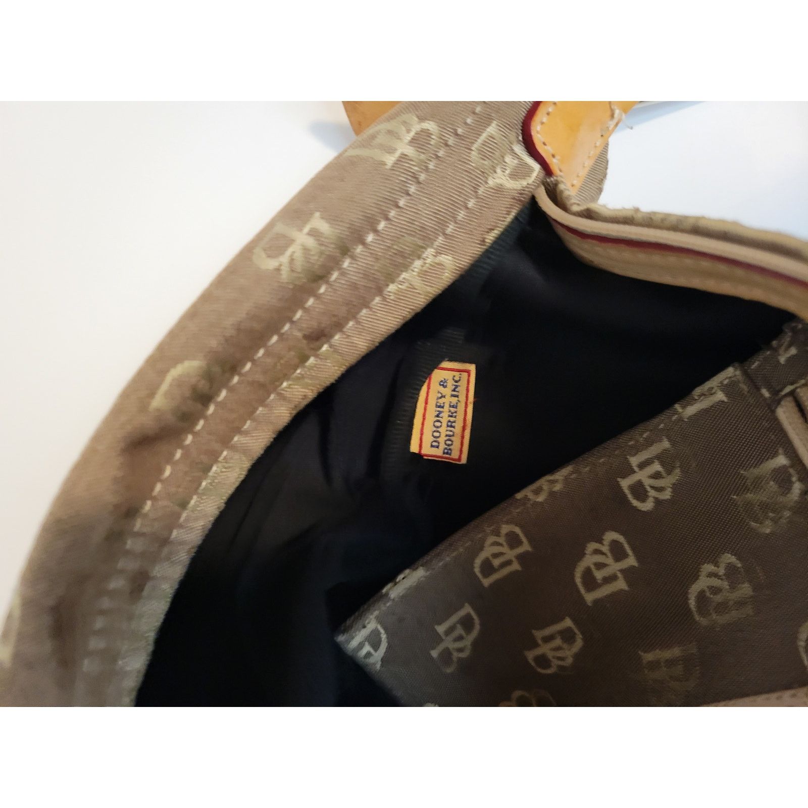 Dooney & Bourke Authentic Dooney & Bourke Brown Canvas Leather Handbag Size ONE SIZE - 5 Thumbnail