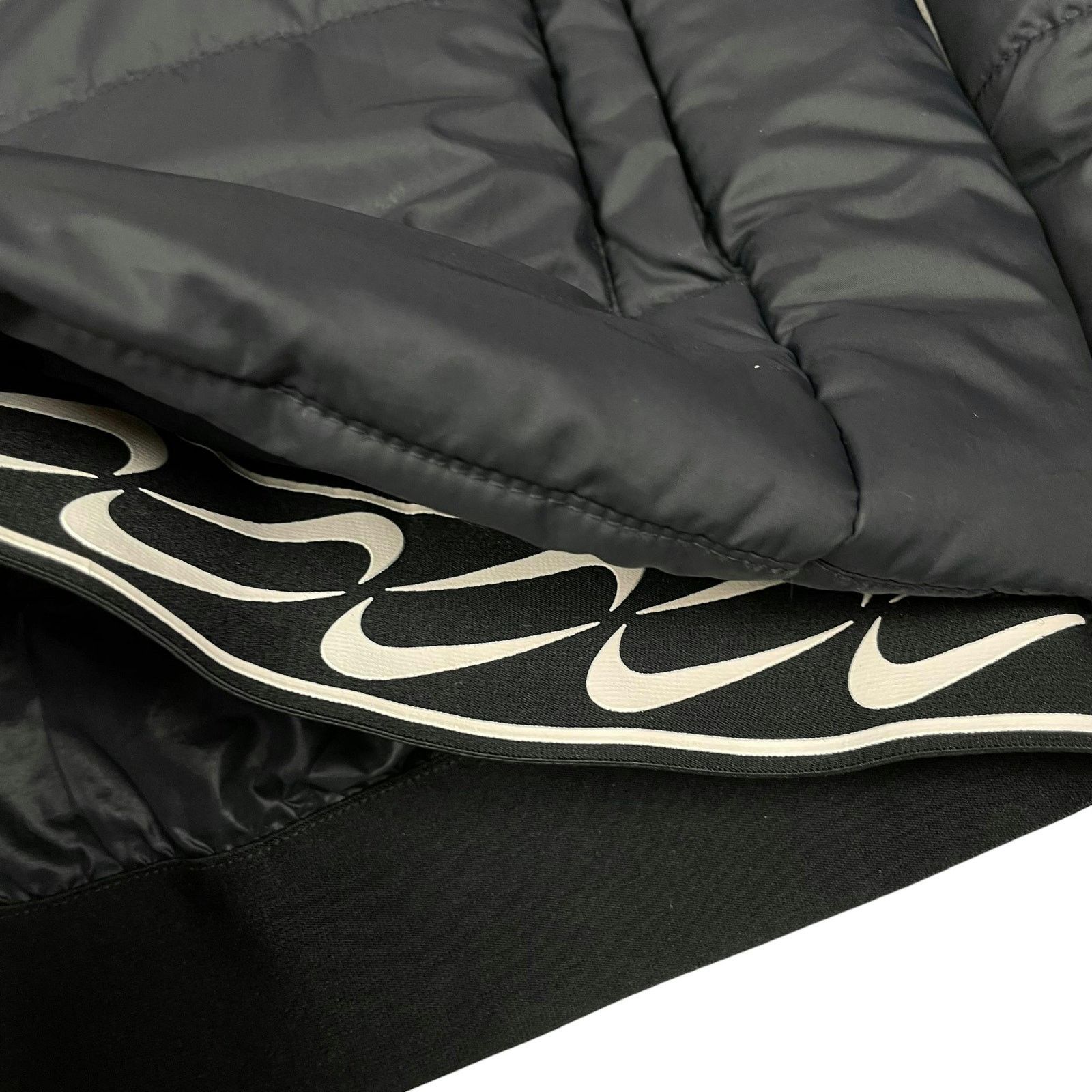 Nike Nike Sportswear Women Black Hooded Full Zip Puffer Jacket XS Size XS / US 0-2 / IT 36-38 - 8 Thumbnail