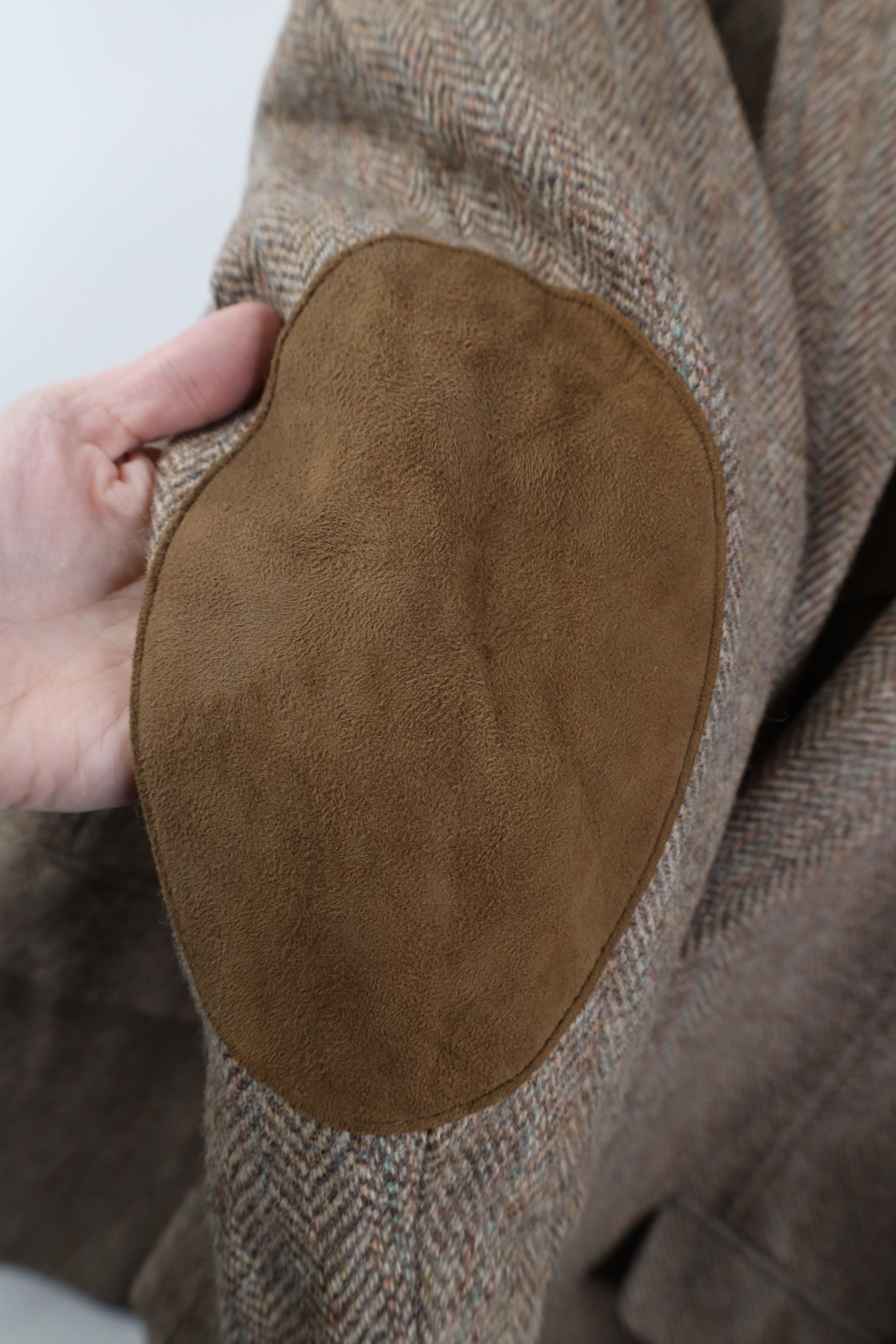 Vintage Vintage 90s Herringbone Suede Patch Suit Blazer Jacket USA Size US XXL / EU 58 / 5 - 5 Thumbnail
