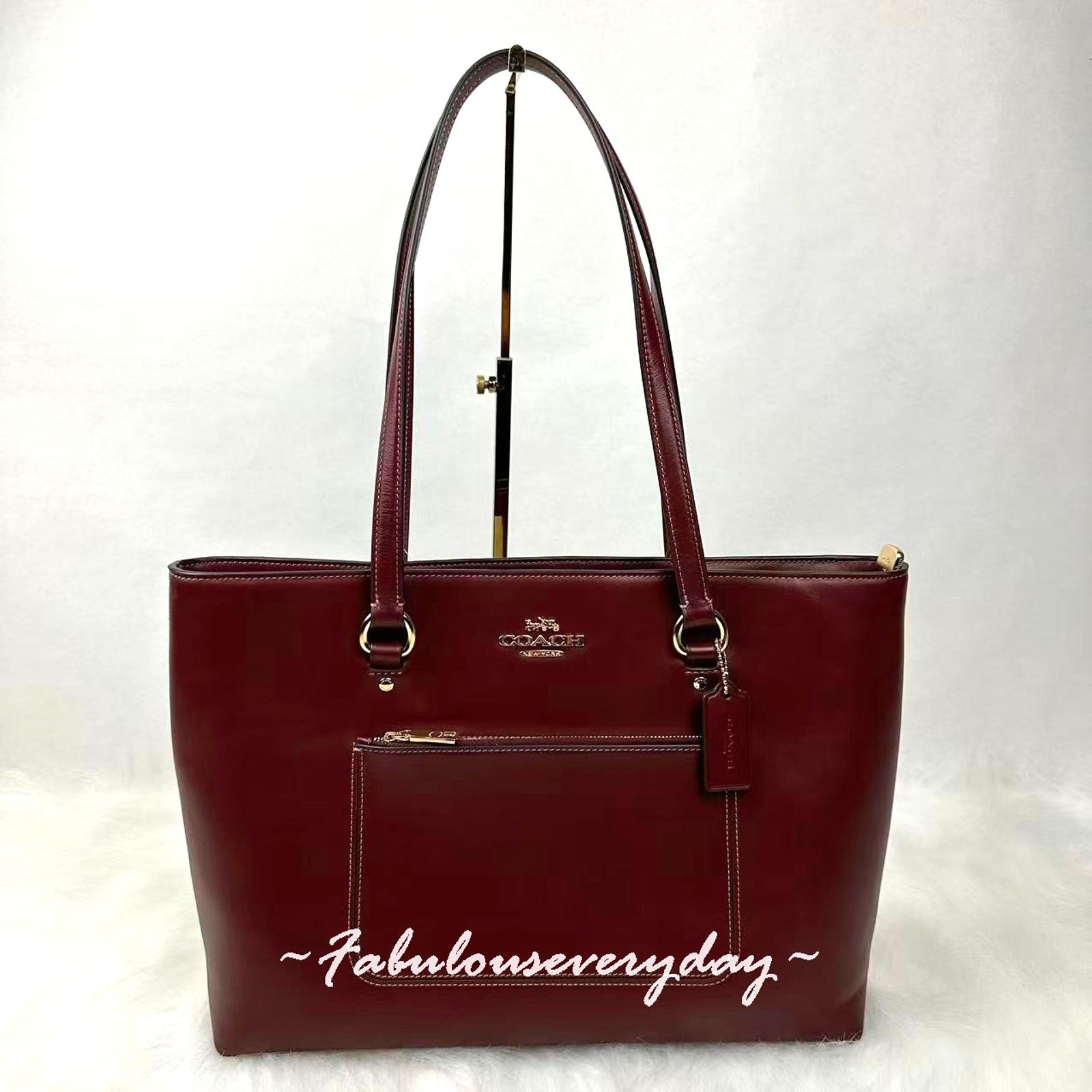 Coach Coach Station Tote Bag In Leather/Gold/Maroon CCF01 NWT Size ONE SIZE - 1 Thumbnail
