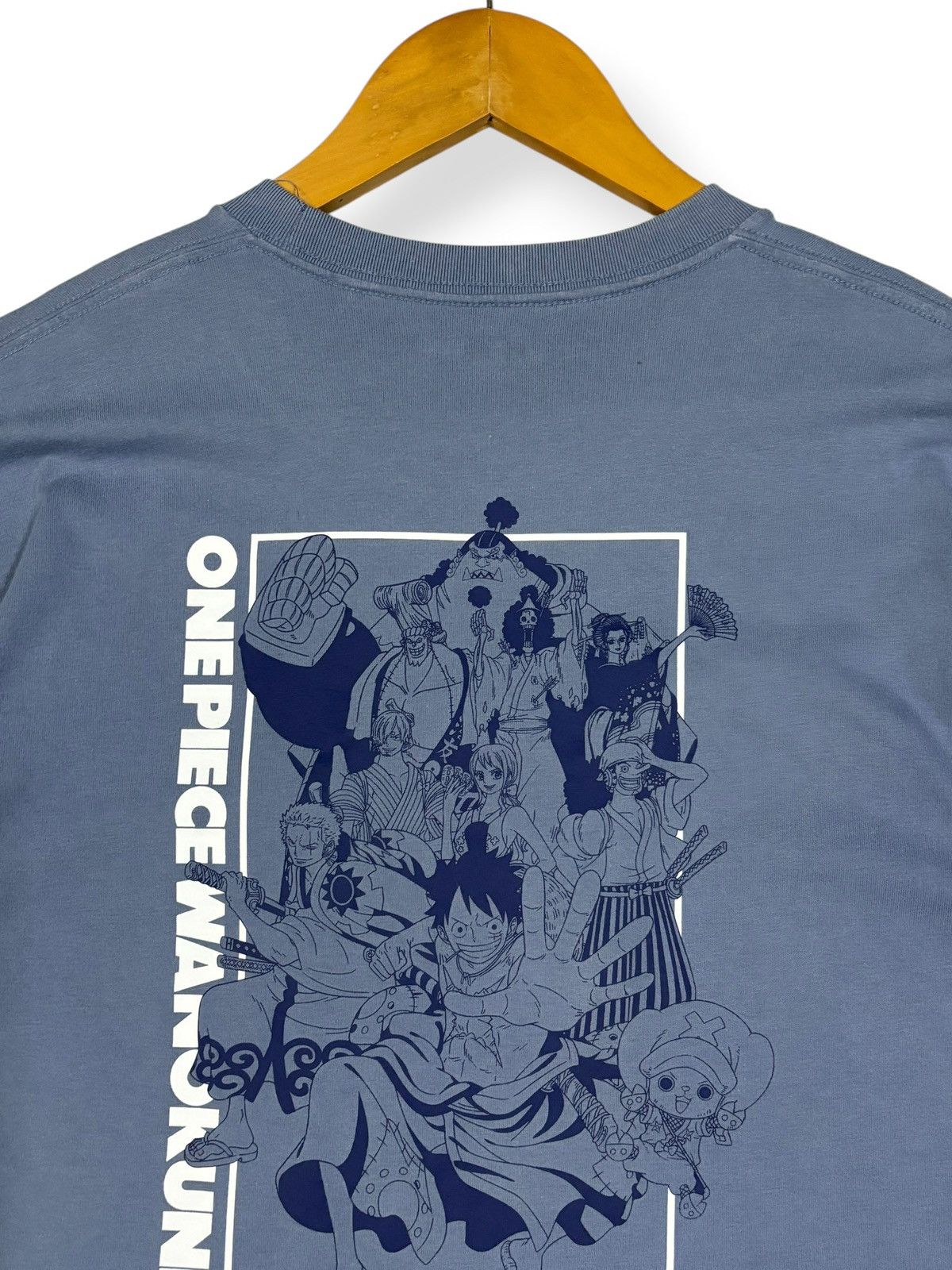 Anime Uniqlo x One Piece Wanokuni Manga UT Straw Hat Crew T-shirt Size US M / EU 48-50 / 2 - 10 Thumbnail