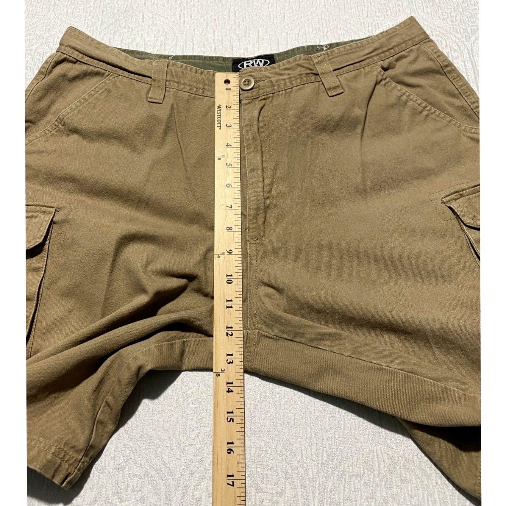 Vintage Rugged Wear Cargo Shorts Mens 38 Khaki Tan Cotton Multi Pocket Relaxed Fit Size US 38 / EU 54 - 7 Thumbnail