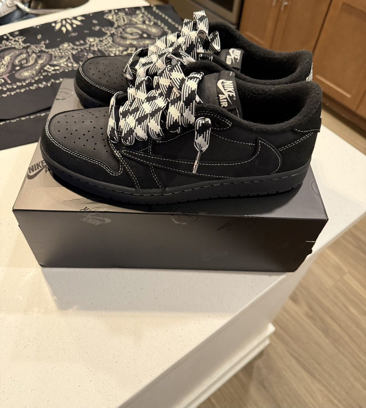 Jordan 1 Retro Low Travis Scott Black Phantom