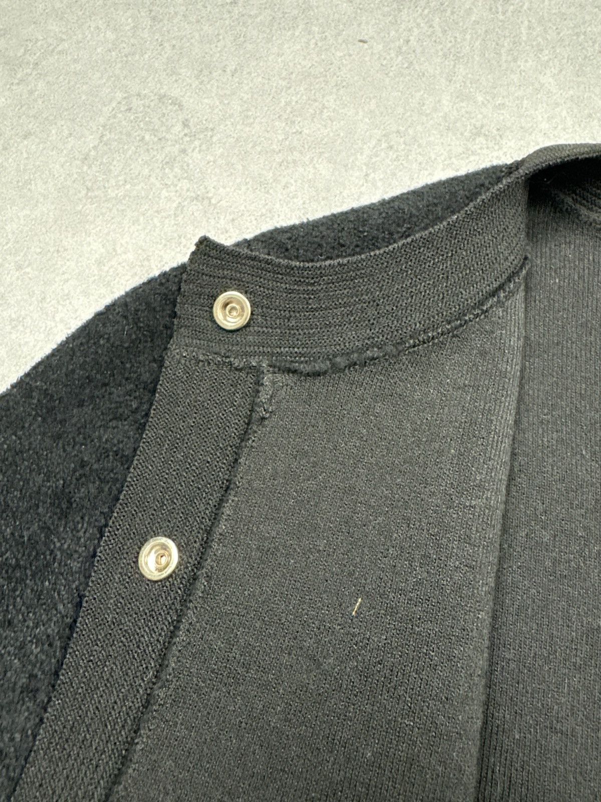 Sandro Sandro Paris Cropped Knit Cardigan Black Rare Gold Button S Size S / US 4 / IT 40 - 15 Thumbnail
