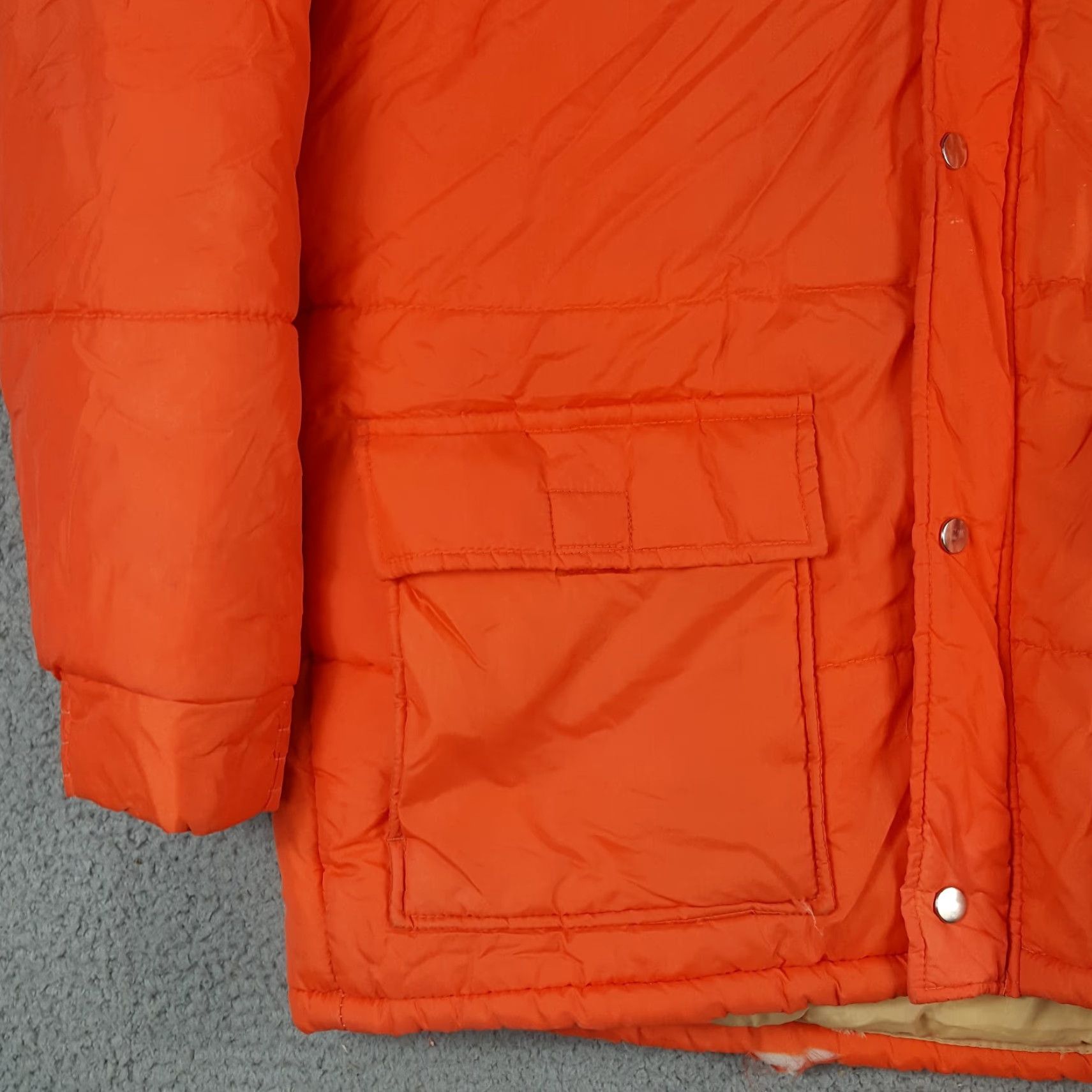 Vintage VINTAGE Montgomery Ward Jacket Mens M Hooded Puffer Parka 80s 90s Orange Zip Up Winter 00s Outdoor Retro Constrast Logo Pockets Full Zip Size US M / EU 48-50 / 2 - 3 Thumbnail