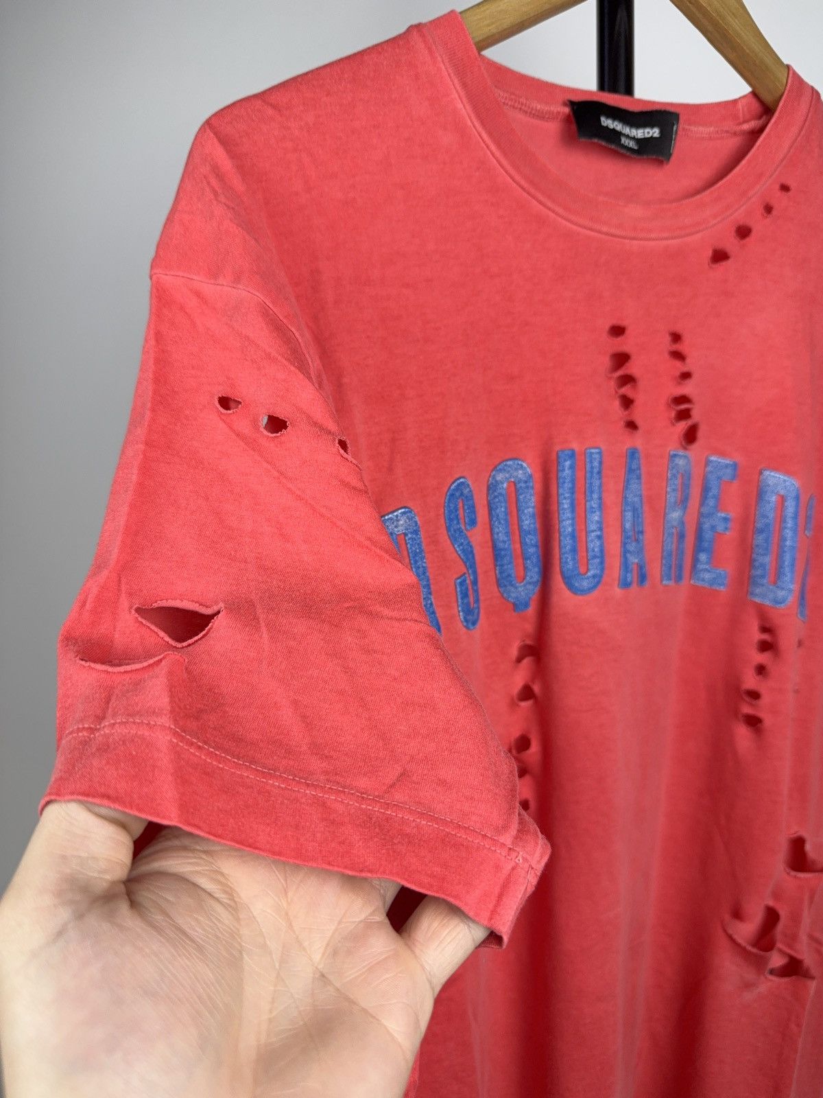 Dsquared2 Crazy ☄️ DSQUARED2 Distressed Logo T Shirt Made In Italy Size US XL / EU 56 / 4 - 5 Thumbnail
