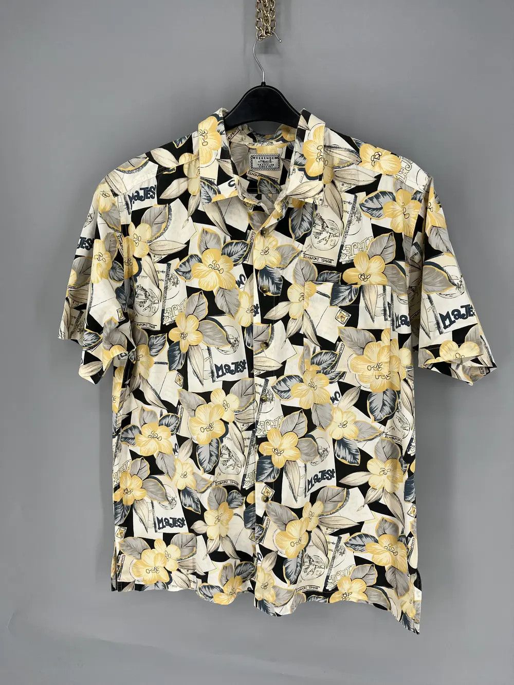 Vintage Vintage Art Streetwear Hawaiian Travis Scott style Size US L / EU 52-54 / 3 - 3 Thumbnail