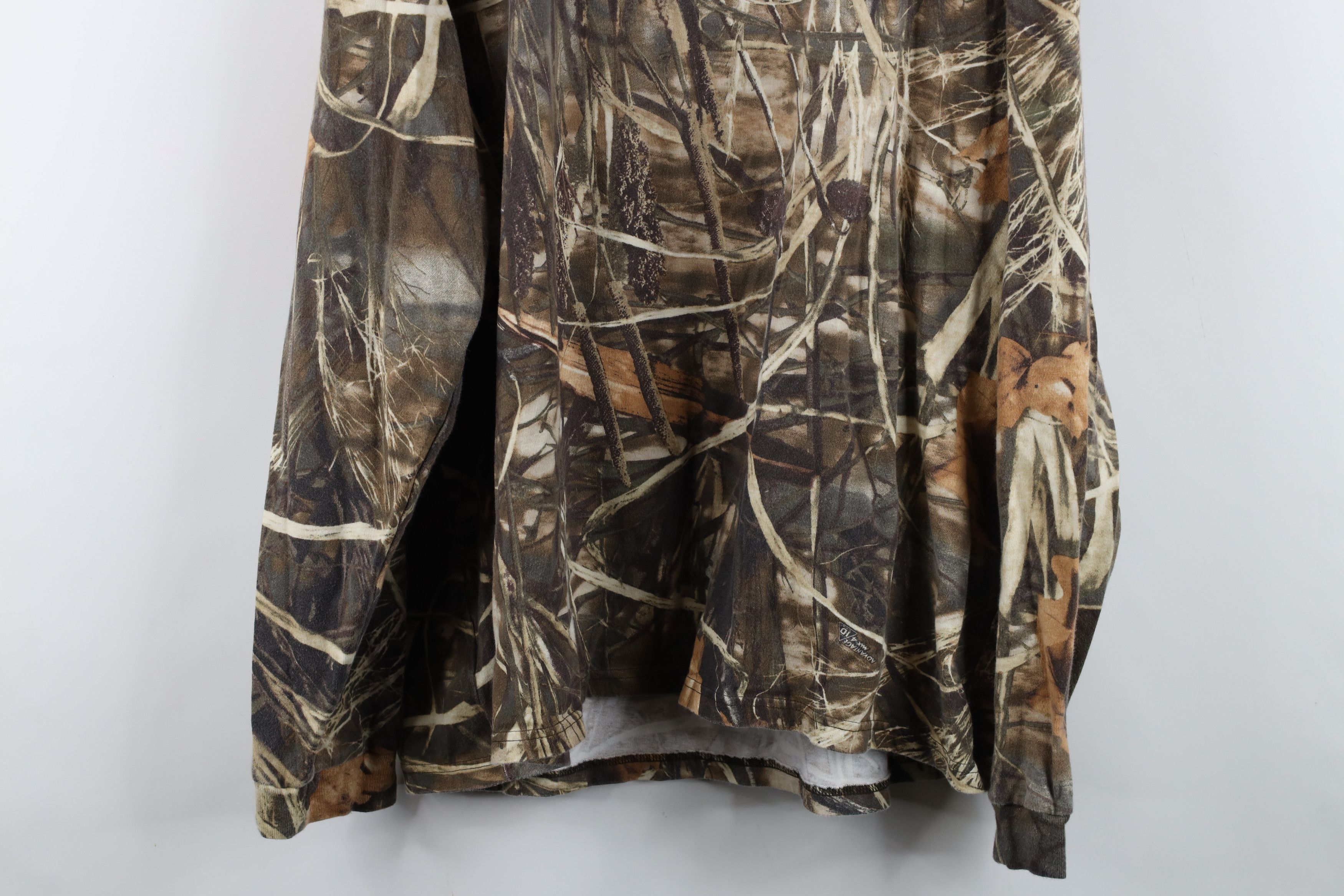Vintage Vintage Y2K Streetwear Camouflage Long Sleeve Henley T-Shirt Size US XXL / EU 58 / 5 - 11 Thumbnail