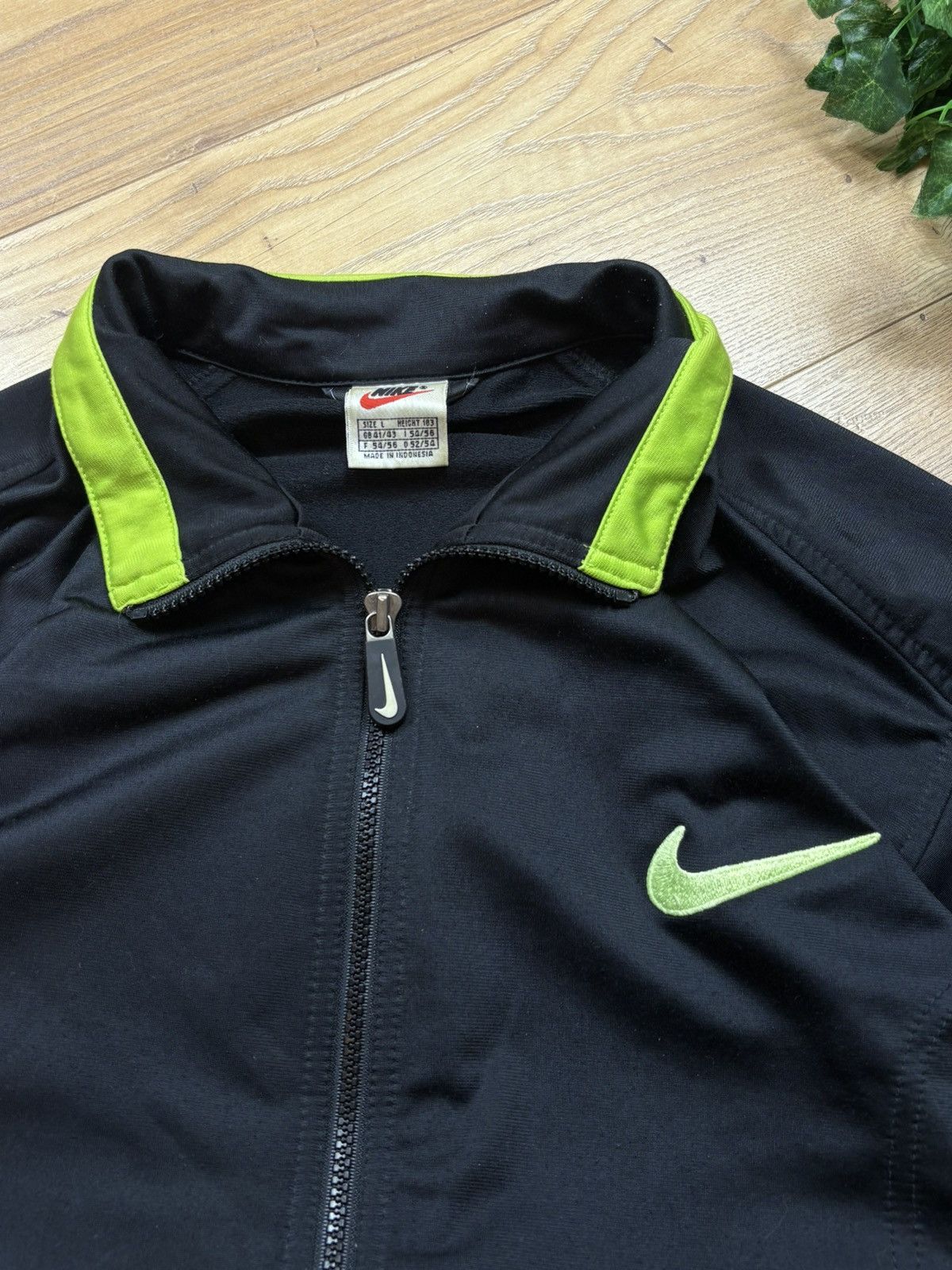 Nike 90s Nike Vintage Track Jacket Big Spellout Sleeve Logo Rare Size US L / EU 52-54 / 3 - 5 Thumbnail