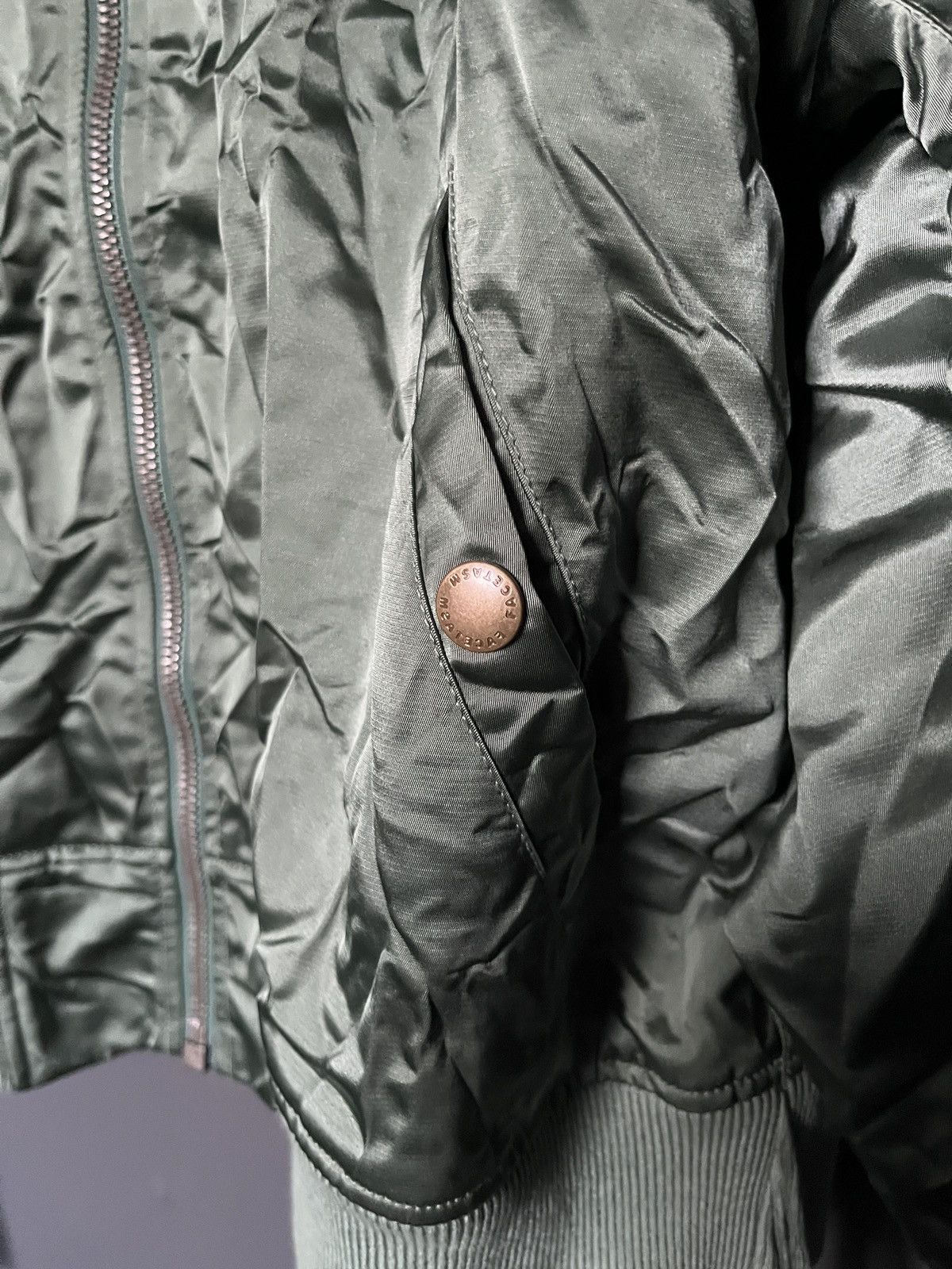 Facetasm Facetasm Wrinkly MA1 Bomber Size 3 Size US L / EU 52-54 / 3 - 7 Thumbnail