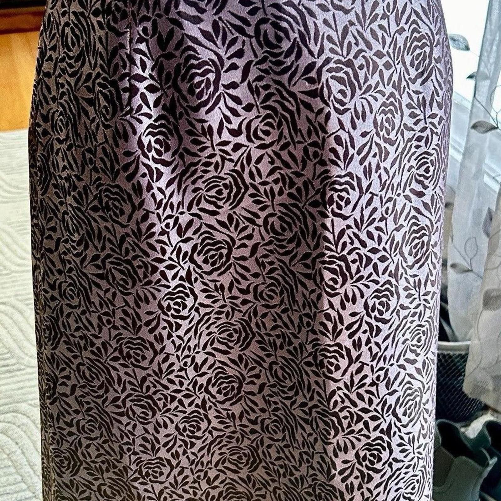 Subtle Le Nguyen Le Suit Women's Brown Skirt Size 42" / US 20 - 1 Thumbnail