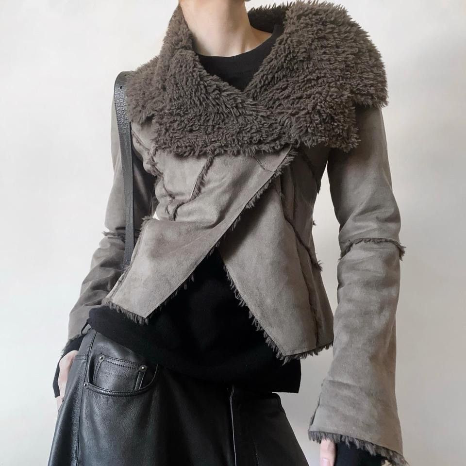 image of Avant Garde x Vintage Cropped Real Vintage Avant-Garde Jacket With Faux Fur in Grey, Women's (Size 