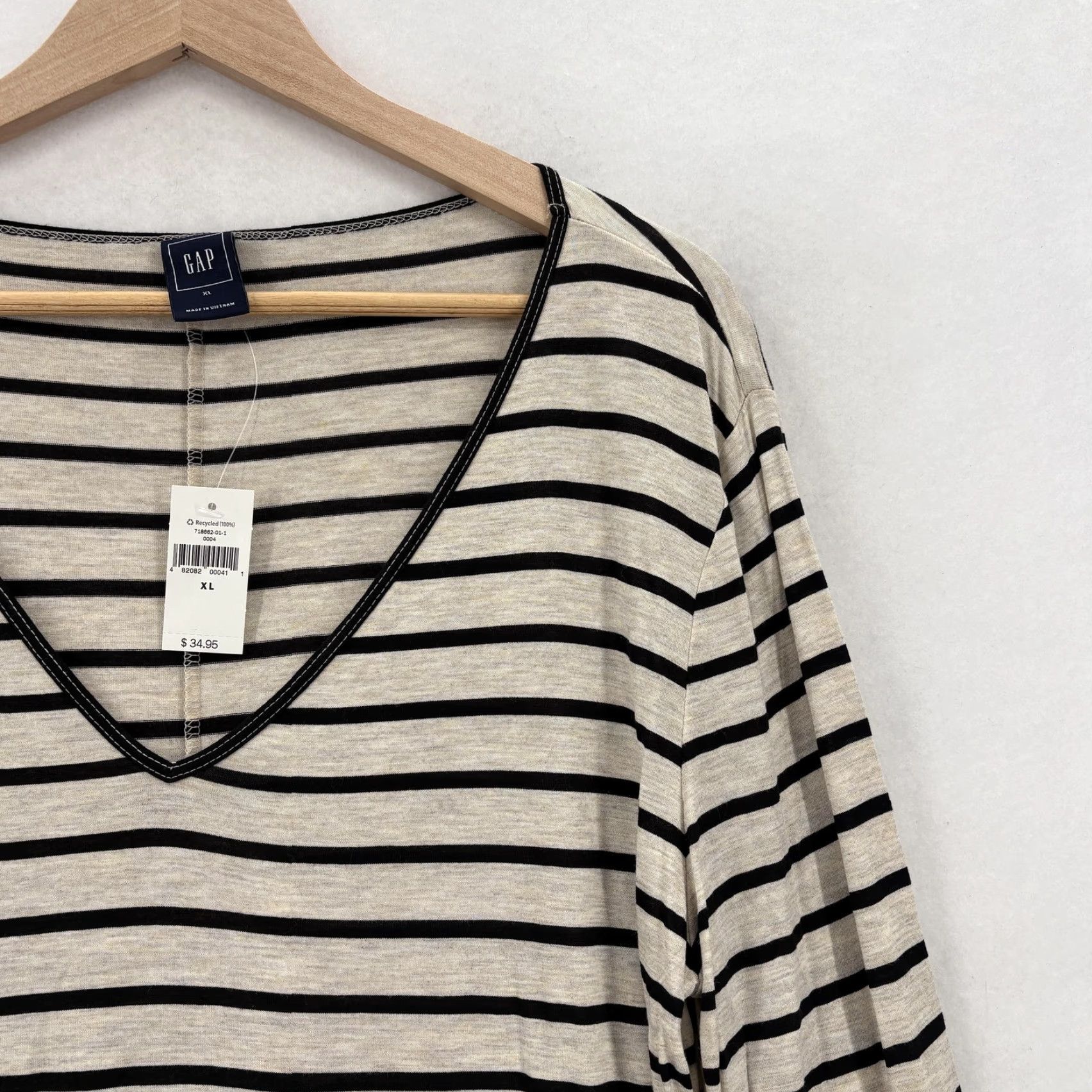 Gap Gap Shirt Womens XL Beige Oatmeal Stripe V Neck Tunic Top Long Sleeve Rayon NWT Size XL / US 12-14 / IT 48-50 - 2 Thumbnail