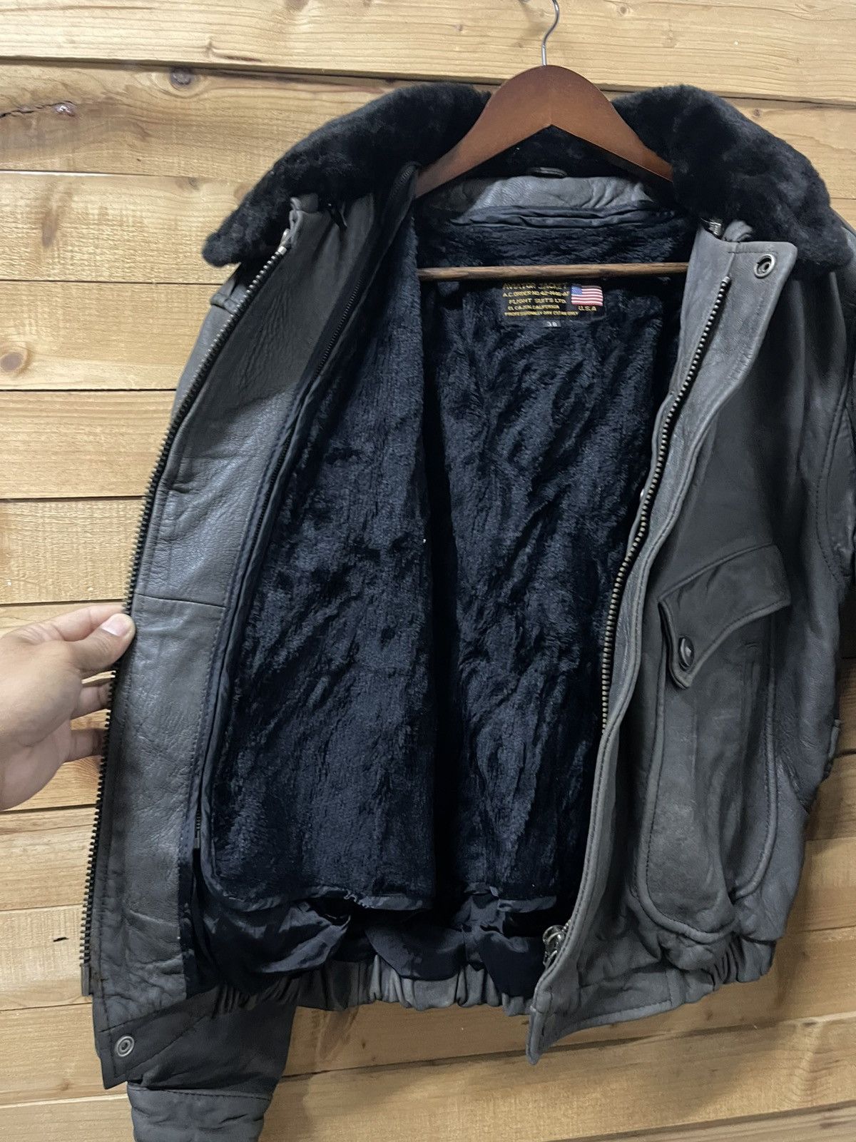 Vintage Vintage u.s armed forces aviator leather jacket Size US M / EU 48-50 / 2 - 5 Thumbnail