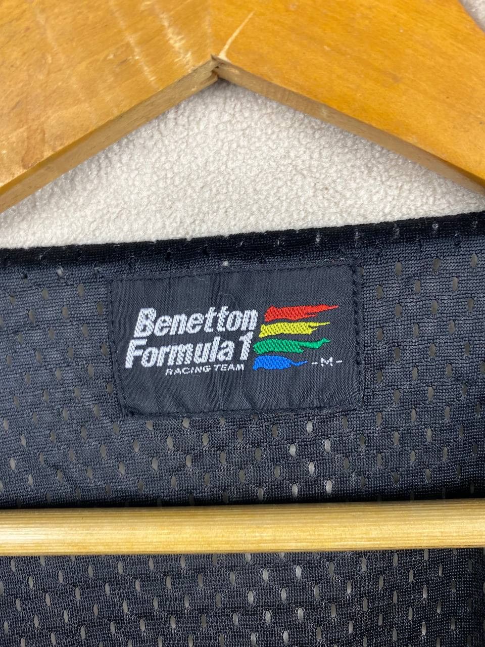 United Colors Of Benetton benetton formula one light jacket fishnet lining Size US M / EU 48-50 / 2 - 7 Thumbnail