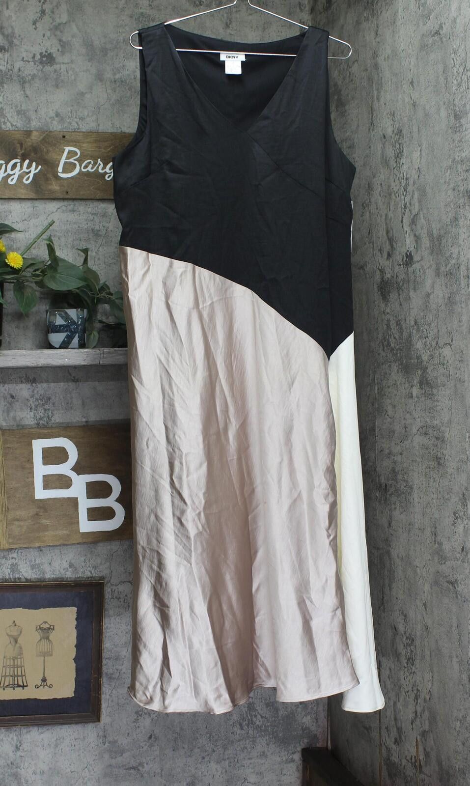 DKNY Dkny Slip V Neck Midi Dress Black / Cloud / Eggshell 16 Size XXL / US 16-18 / IT 52-54 - 1 Thumbnail