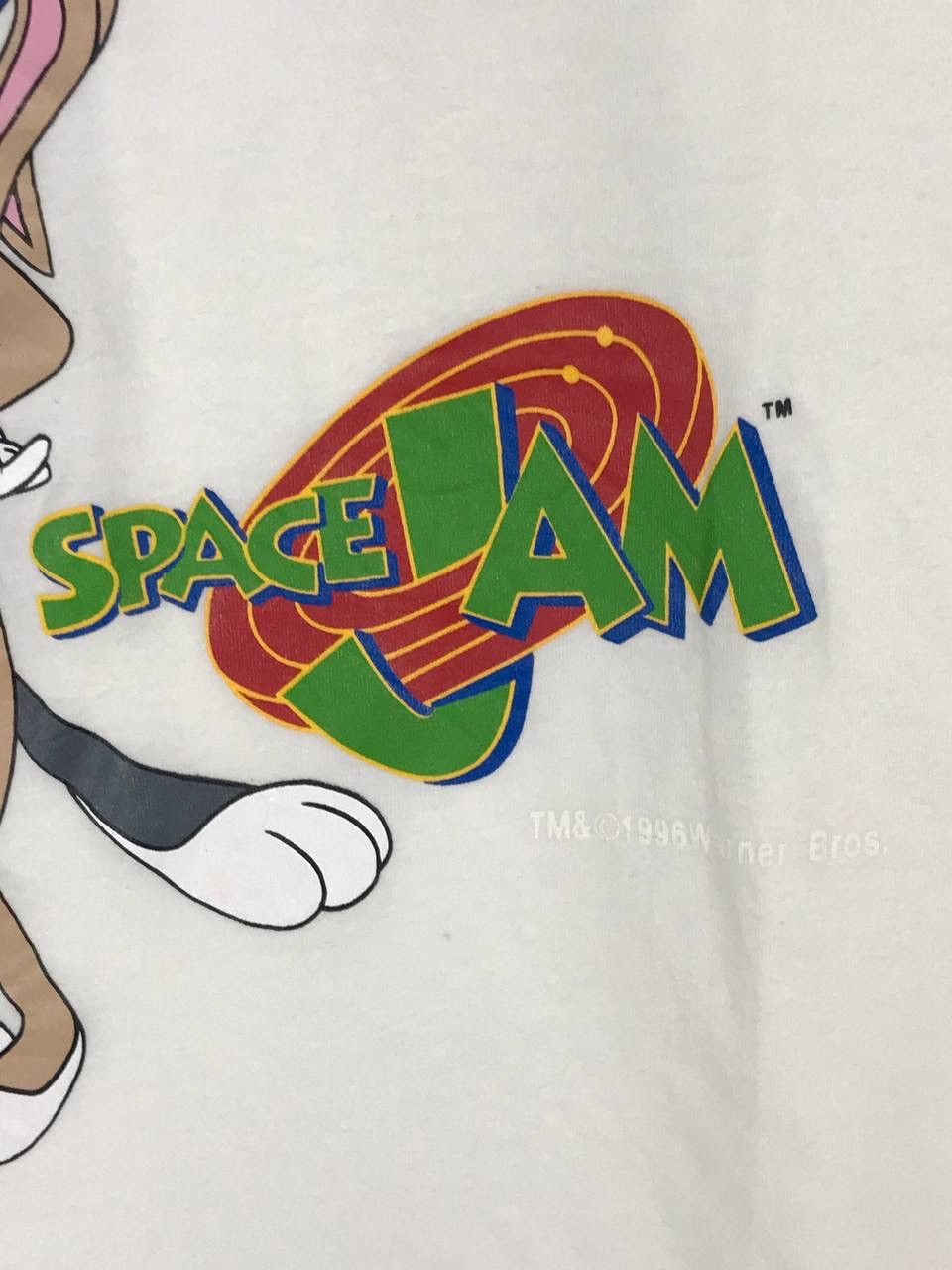 Vintage vintage 1996 space jam bugs bunny cartoon basketball Size US M / EU 48-50 / 2 - 6 Thumbnail