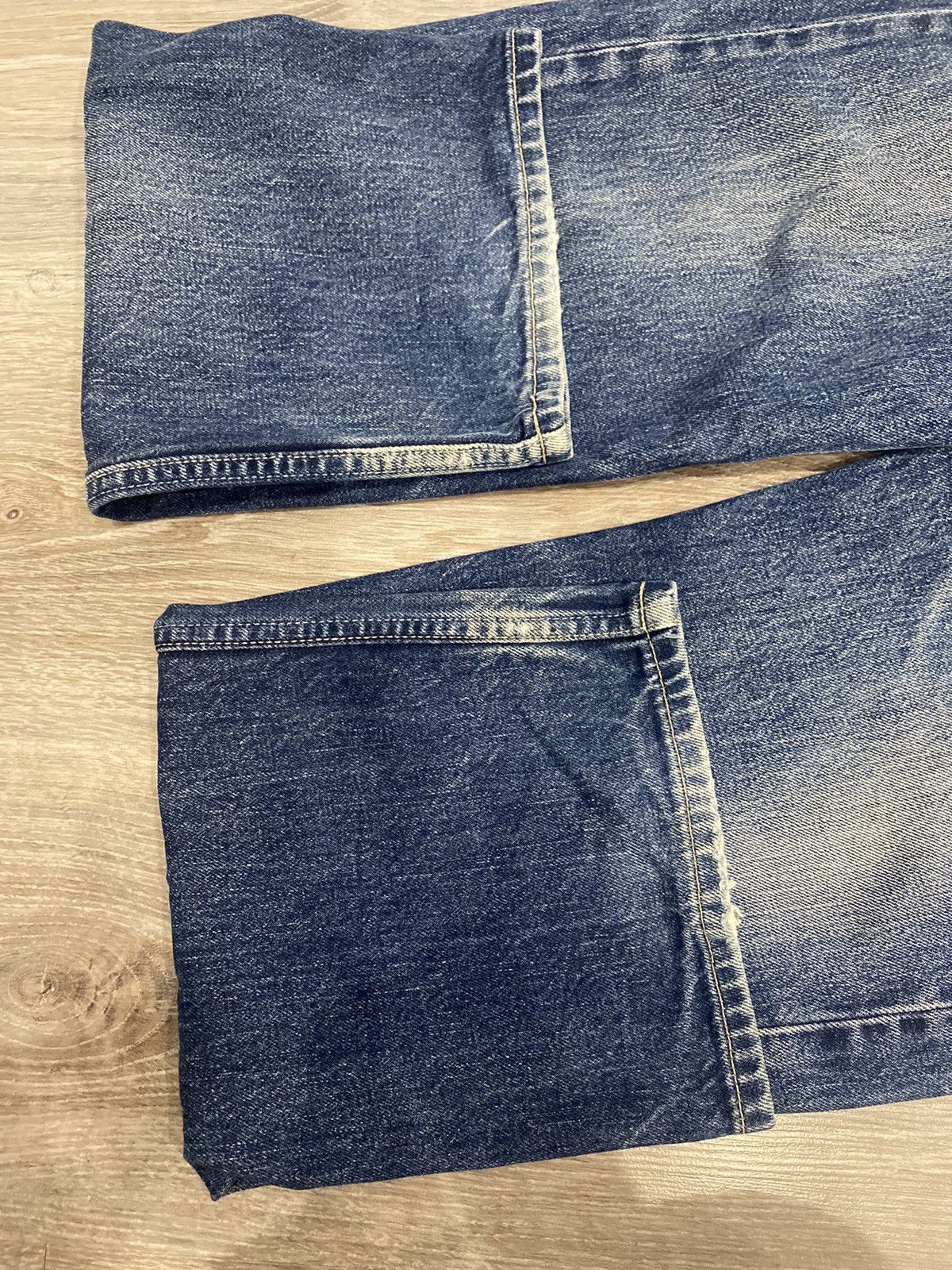 Levi's Very Rare 90s Levi’s 561 04 Cinch Buckle Back Denim Jeans Size US 32 / EU 48 - 15 Thumbnail