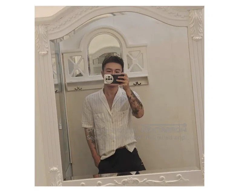Saint Laurent Paris Saint Laurent Paris size 37 Mulberry Silk Striped Short-sl Size US S / EU 44-46 / 1 - 6 Thumbnail