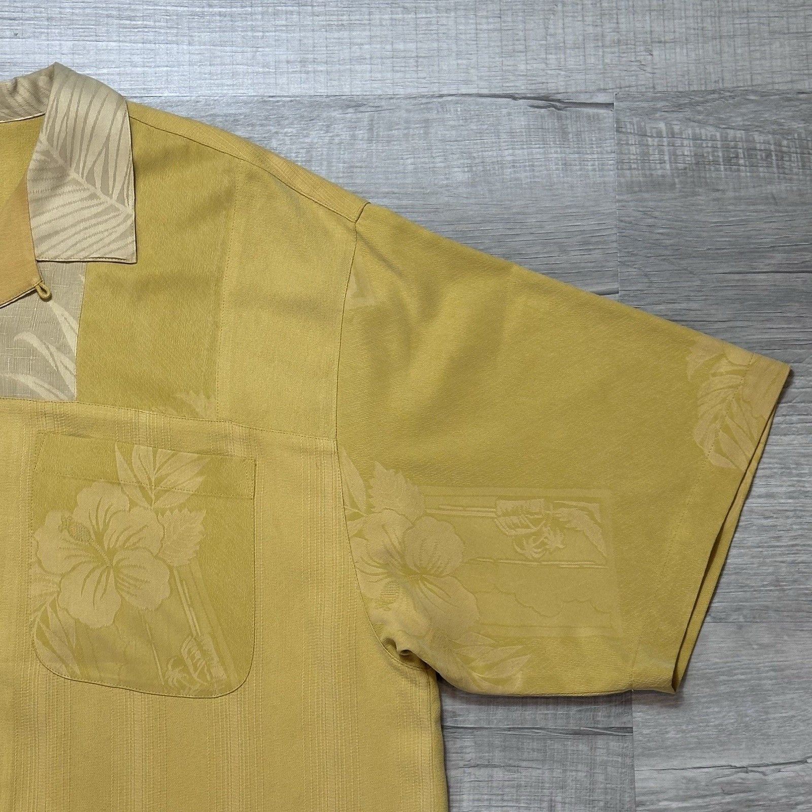 Tommy Bahama Tommy Bahama Silk Shirt Mens Short Sleeve Button Front Size US XL / EU 56 / 4 - 4 Thumbnail