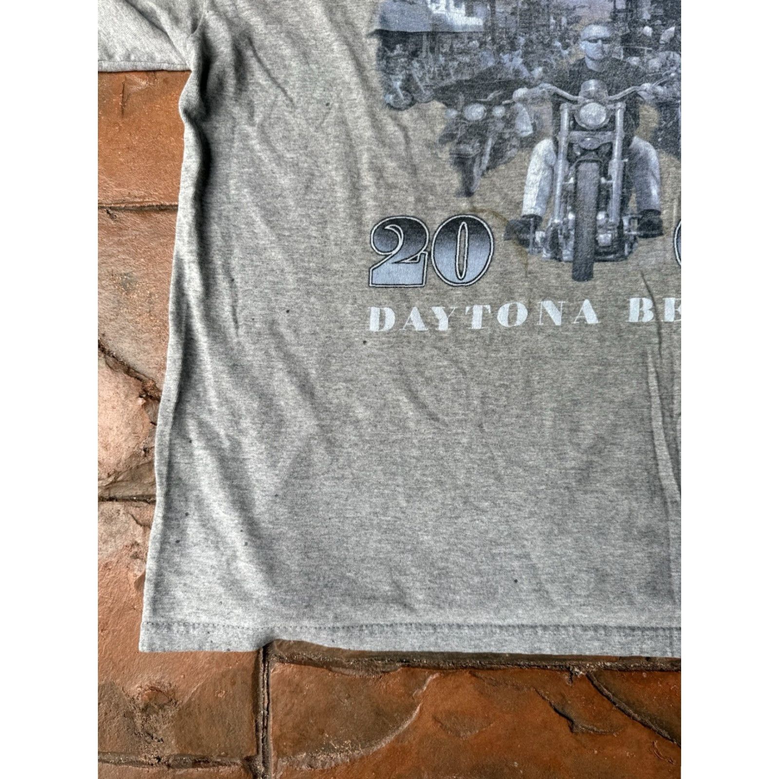 Delta VINTAGE Bike Week Daytona Beach 2002 Biker T-Shirt XL Gray Delta 90s Tee Men's Shirt Graphic Print USA Rock Reunion 1990s Compatible Size US XL / EU 56 / 4 - 4 Thumbnail