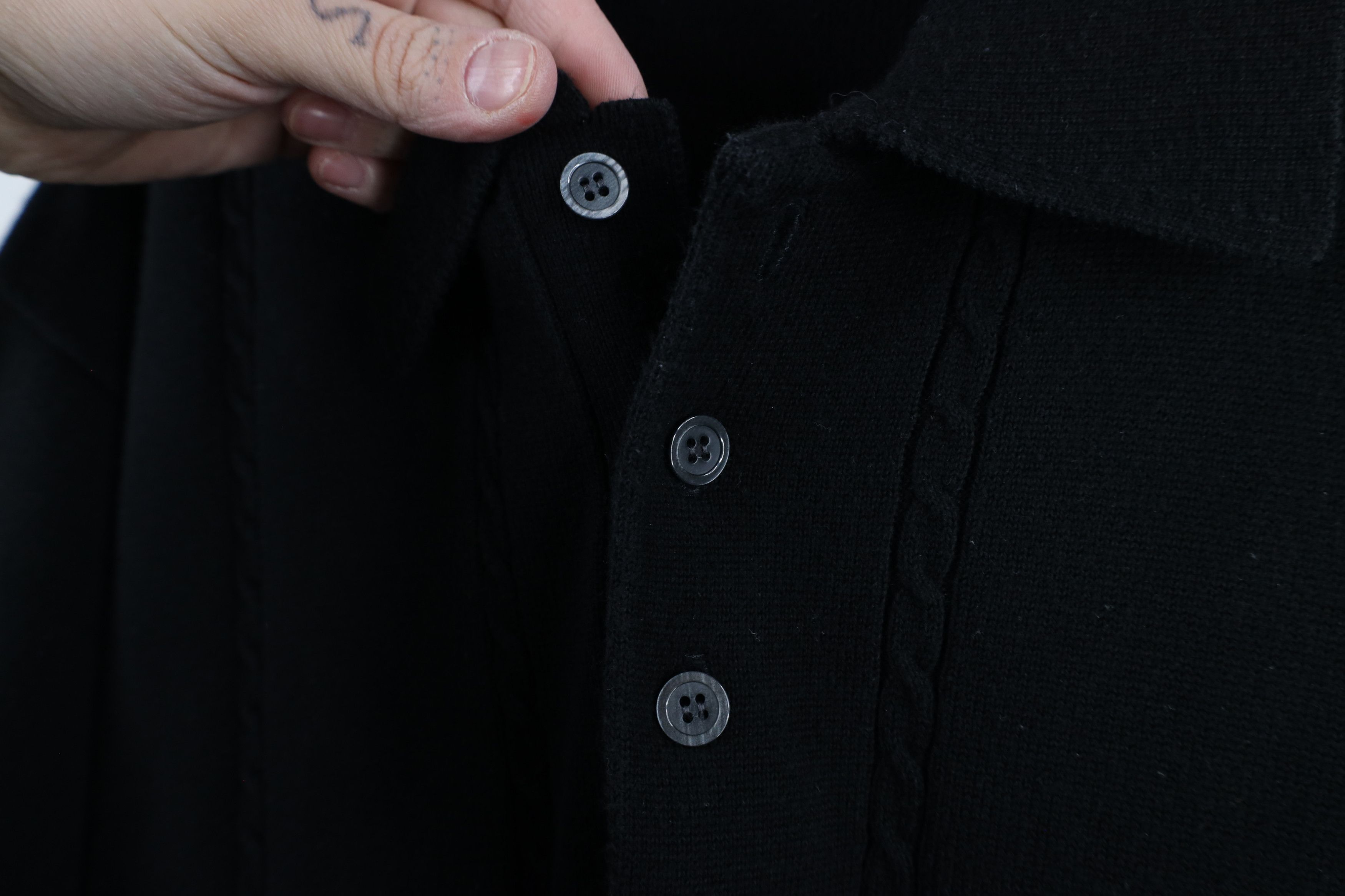 Vintage Vintage 90s Streetwear Cable Knit Collared Polo Shirt Black Size US L / EU 52-54 / 3 - 4 Thumbnail