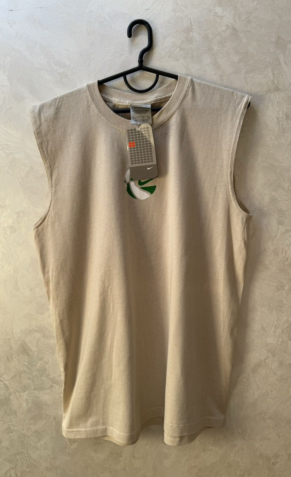 Nike × Vintage Nike Vintage Beige Sleeveless Tee - Retro Swoosh Size US S / EU 44-46 / 1 - 1 Thumbnail