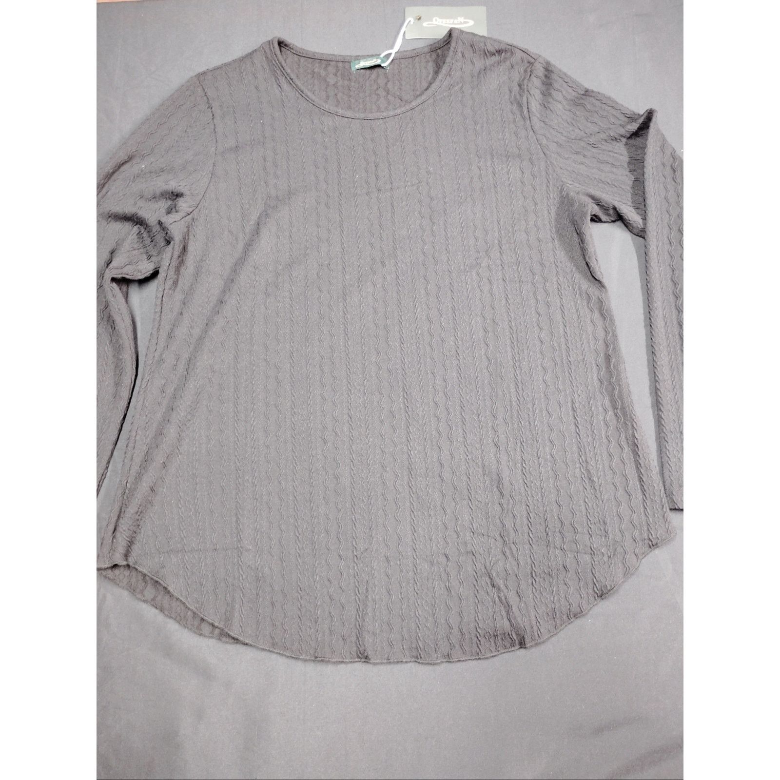 QWSTION Women’s Lightweight Textured Long-Sleeve Tee - Black Size L / US 10 / IT 46 - 1 Thumbnail
