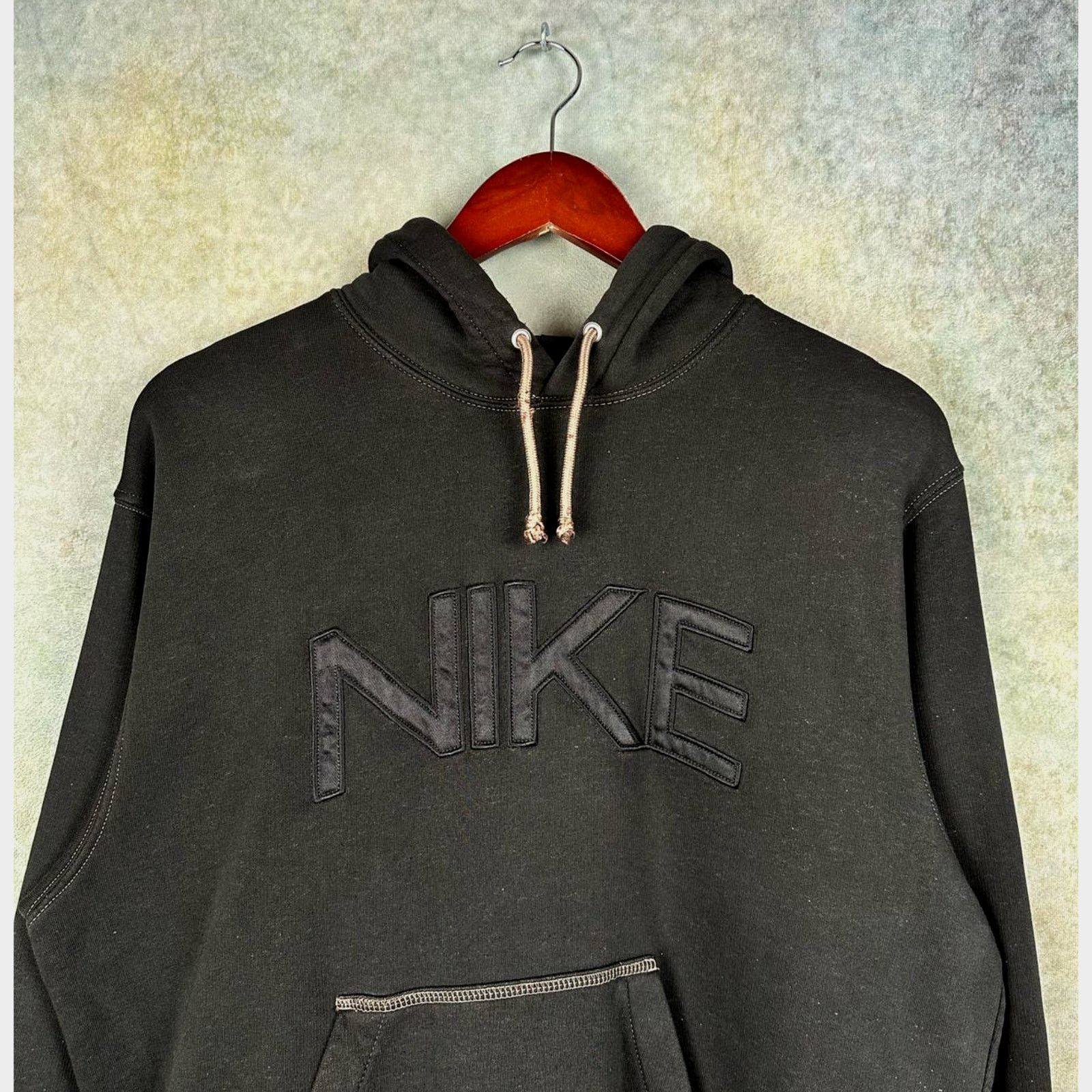 Nike × Vintage Vintage Y2K Nike Hoodie Sweatshirt Spell Out Sz M Black Size US M / EU 48-50 / 2 - 6 Thumbnail
