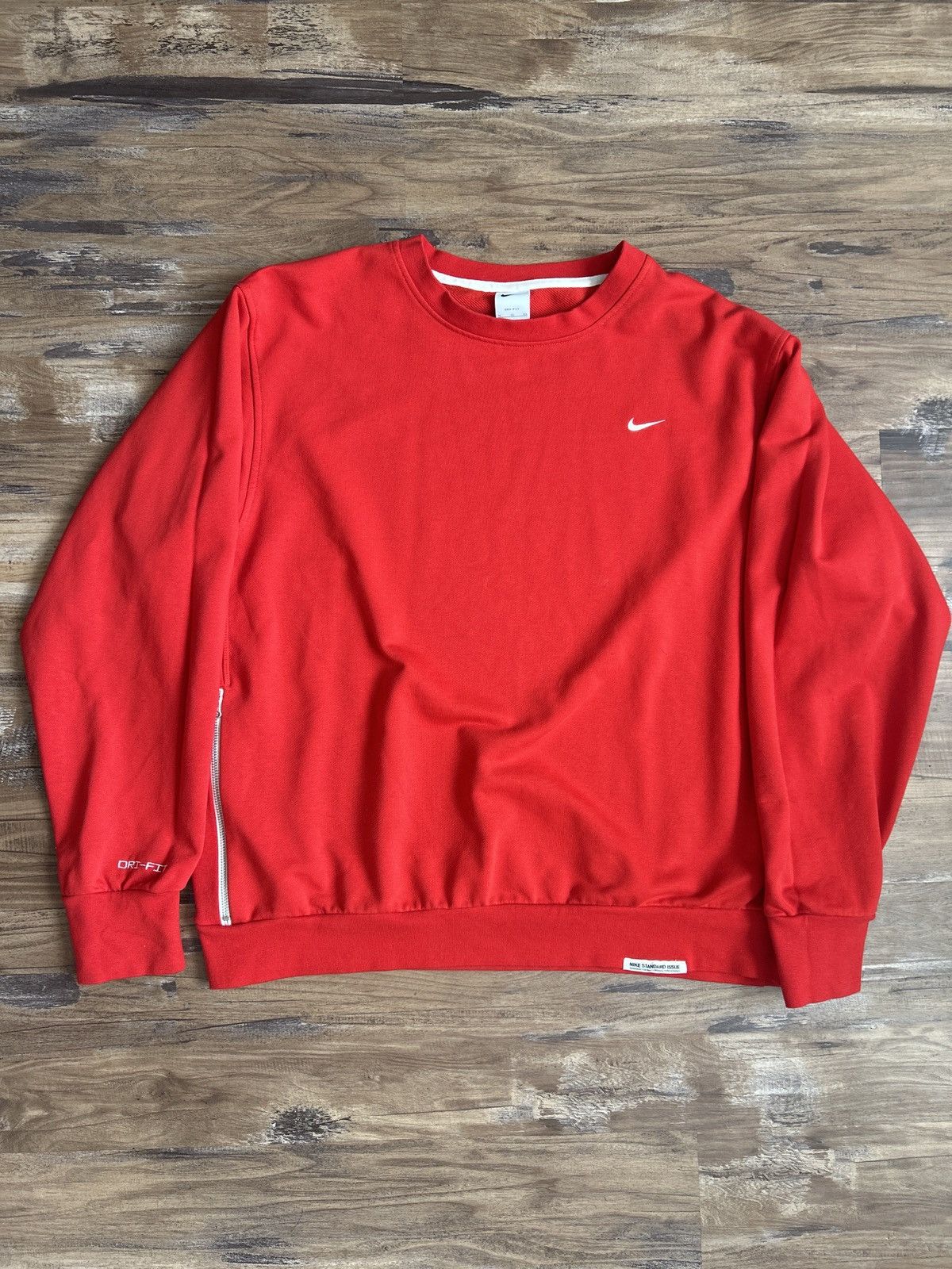 Nike Red Nike Crewneck Size US XL / EU 56 / 4 - 1 Thumbnail