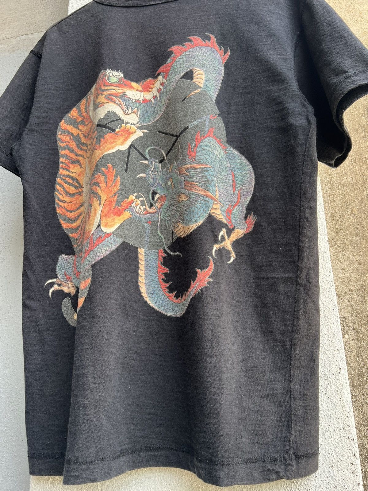 Beauty Beast × Hysteric Glamour × Japanese Brand Vintage Eastern Art Motifs Tiger and Dragon Big Print Tee Size US M / EU 48-50 / 2 - 14 Thumbnail