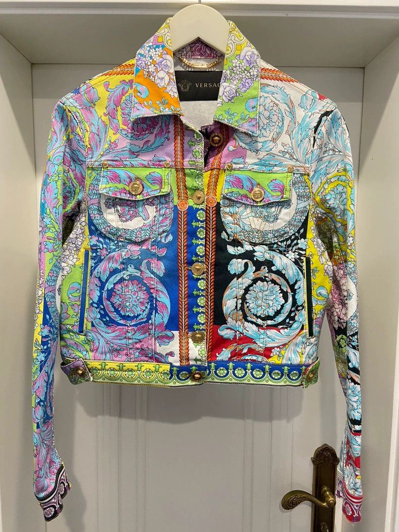 Versace Versace Reworked denim jacket full of flowers Size US M / EU 48-50 / 2 - 1 Thumbnail