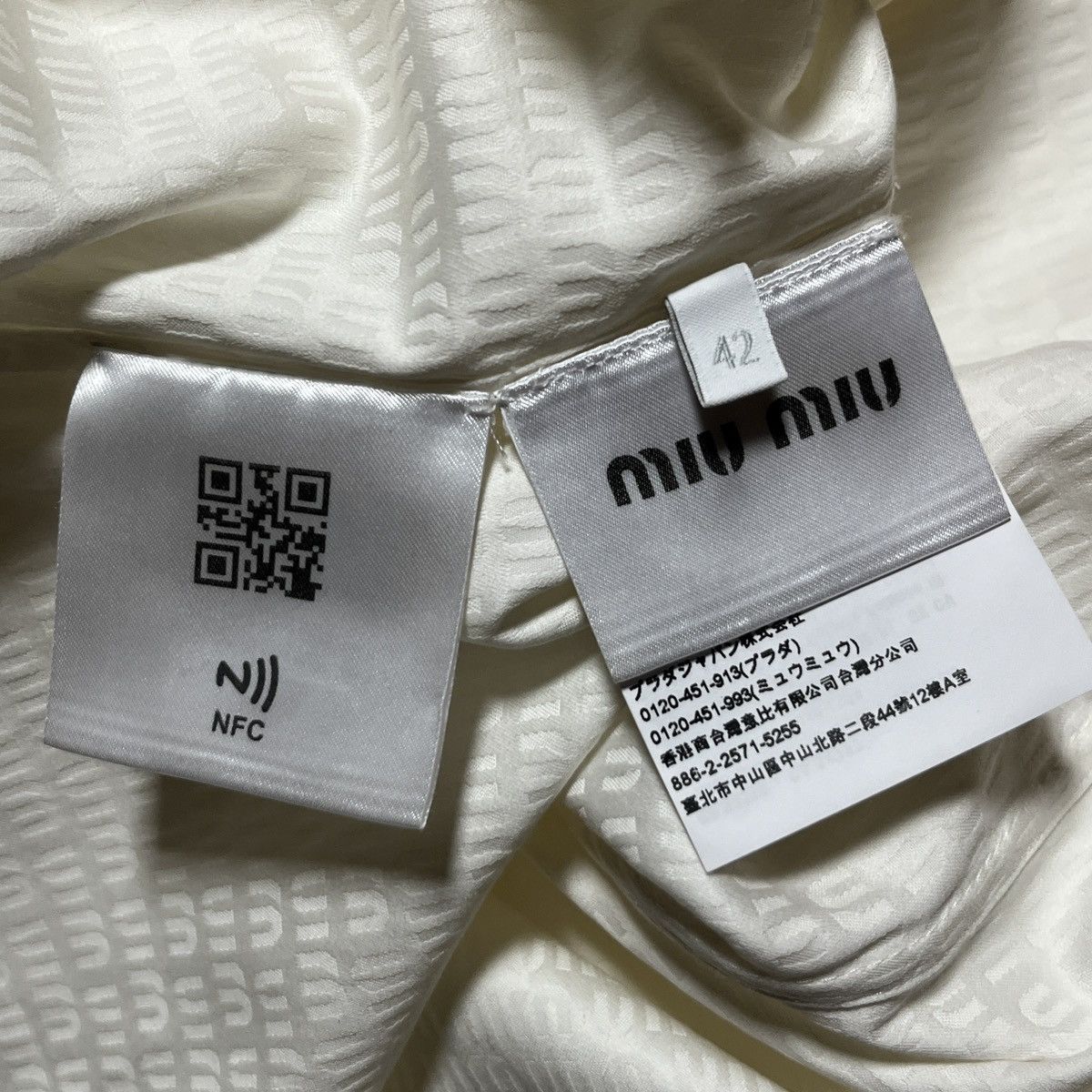 Miu Miu Miu Miu Monogram Button-down Shirt Size US M / EU 48-50 / 2 - 5 Thumbnail