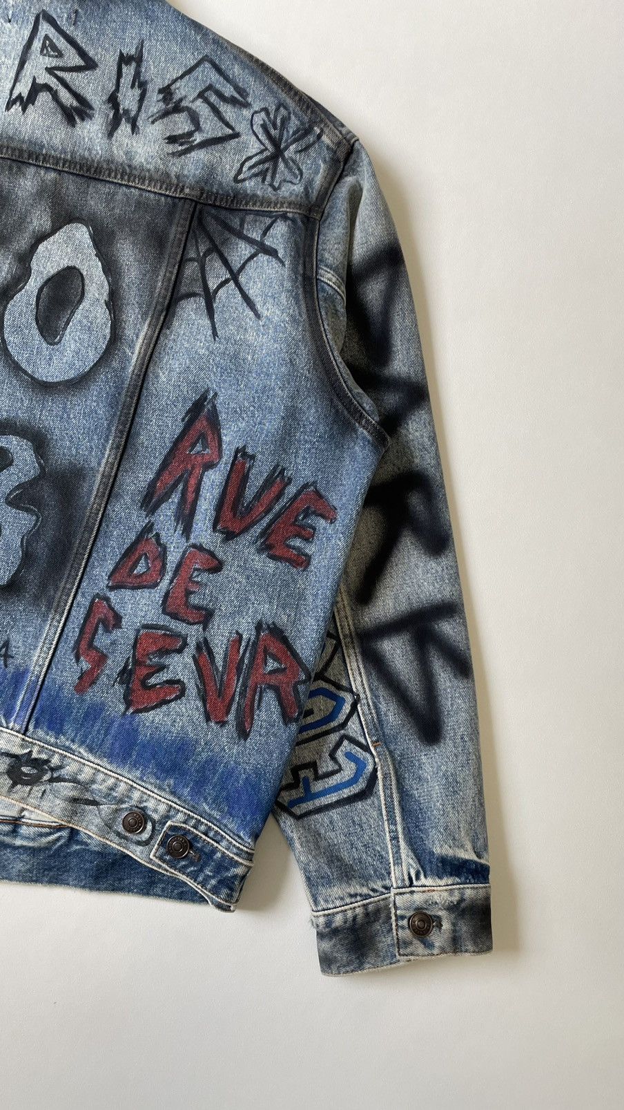 Balenciaga 2018 ‘Grafitti’ Denim Jacket Size US M / EU 48-50 / 2 - 23 Thumbnail