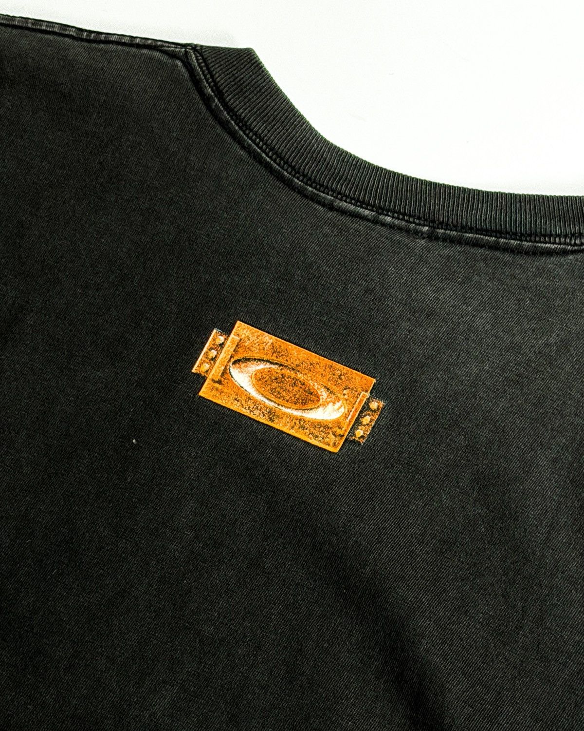 Oakley 1990'S OAKLEY SOFTWARE HEADQUARTERS "ONE ICON" (SUPER RARE) Size US M / EU 48-50 / 2 - 5 Thumbnail
