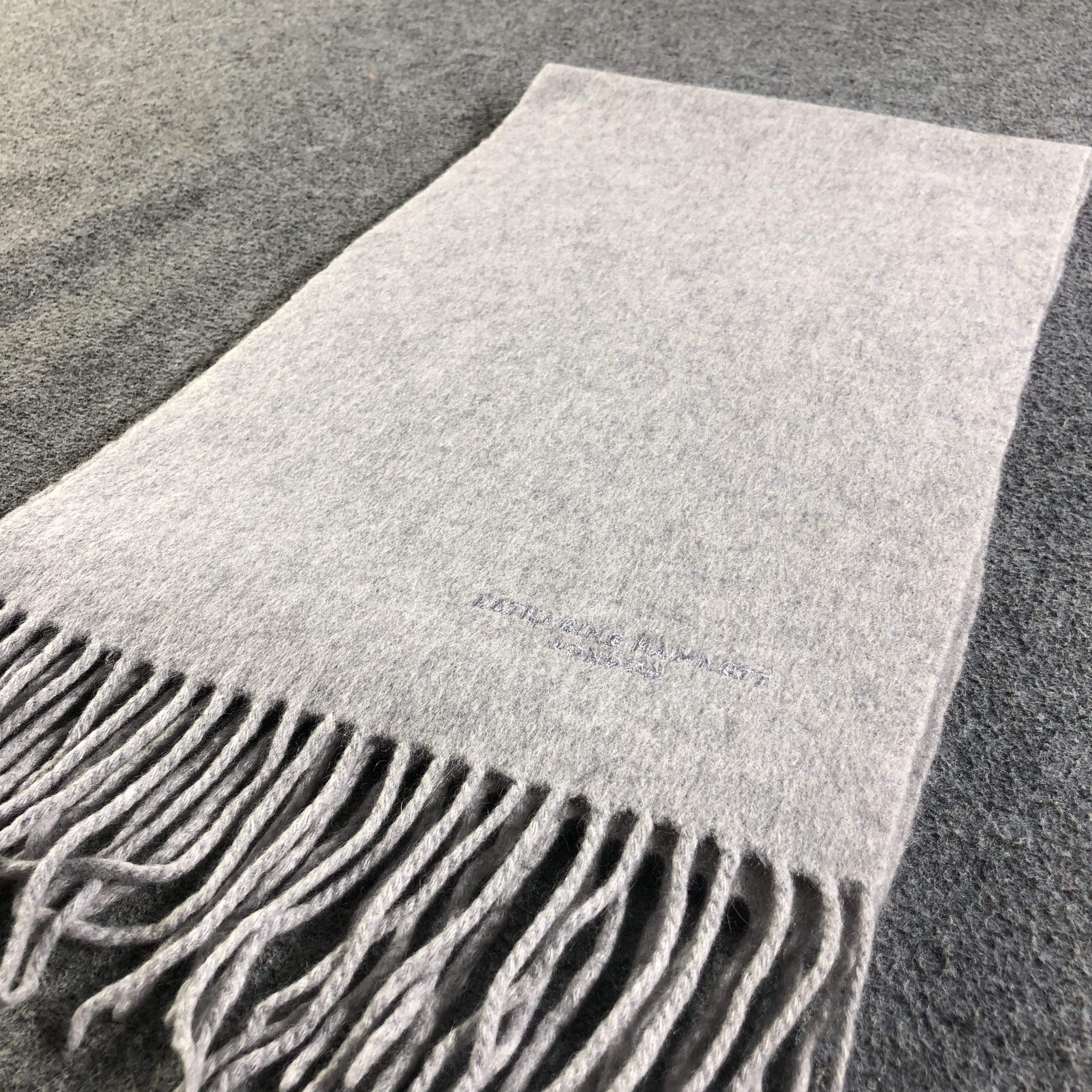 Katharine Hamnett London Katharine Hamnett London Cashmere Scarf Muffler V2502 Size ONE SIZE - 3 Thumbnail