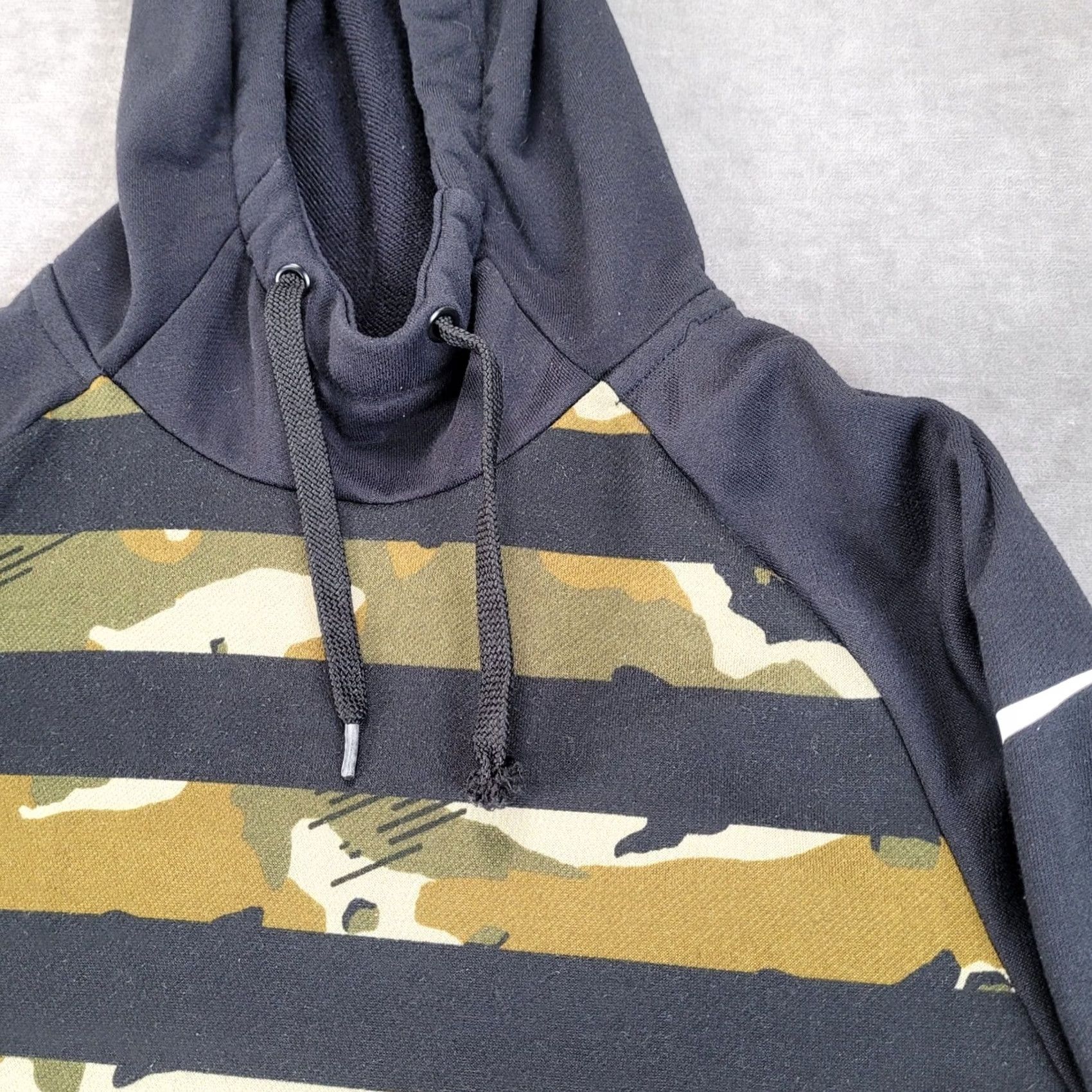 Nike Nike Mens Medium Black Camo Striped Pullover Hoodie Training Sweatshirt Dri-Fit Size US M / EU 48-50 / 2 - 2 Thumbnail