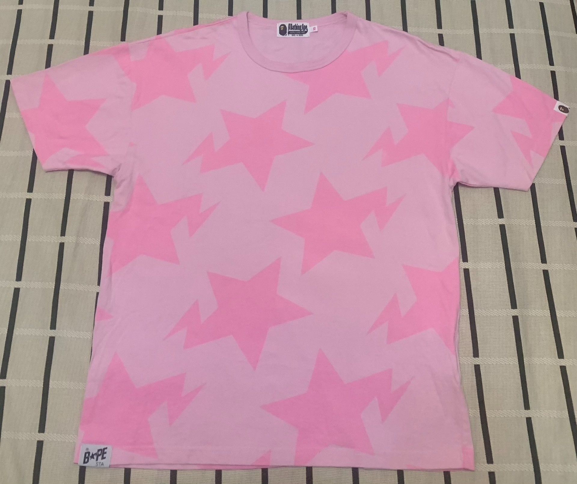 Bape Bape Pink T-Shirt XS Men Size US XS / EU 42 / 0 - 1 Thumbnail