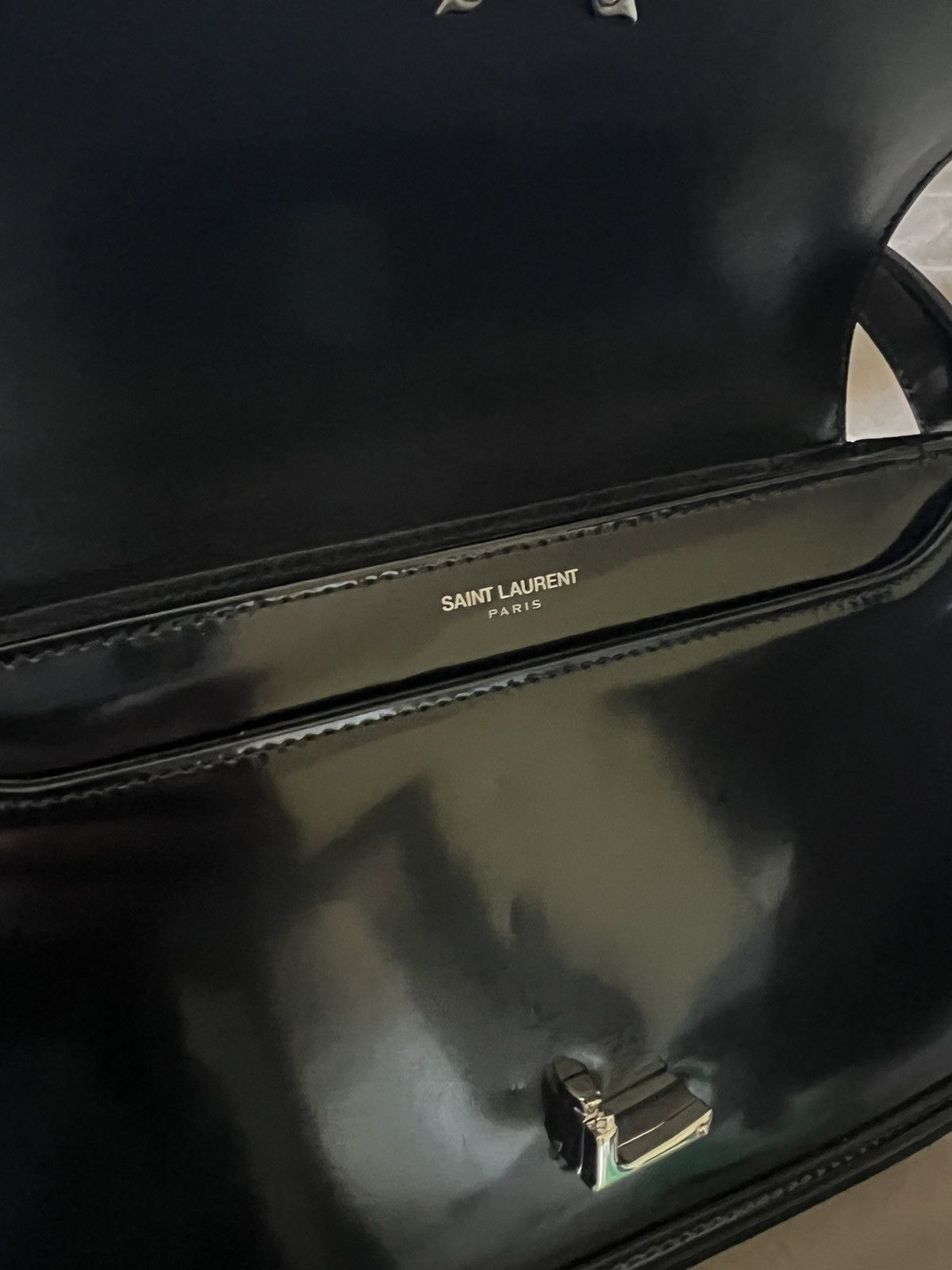 Saint Laurent Paris Saint Laurent Solferino Logo Plaque Medium Shoulder Bag Size ONE SIZE - 4 Thumbnail