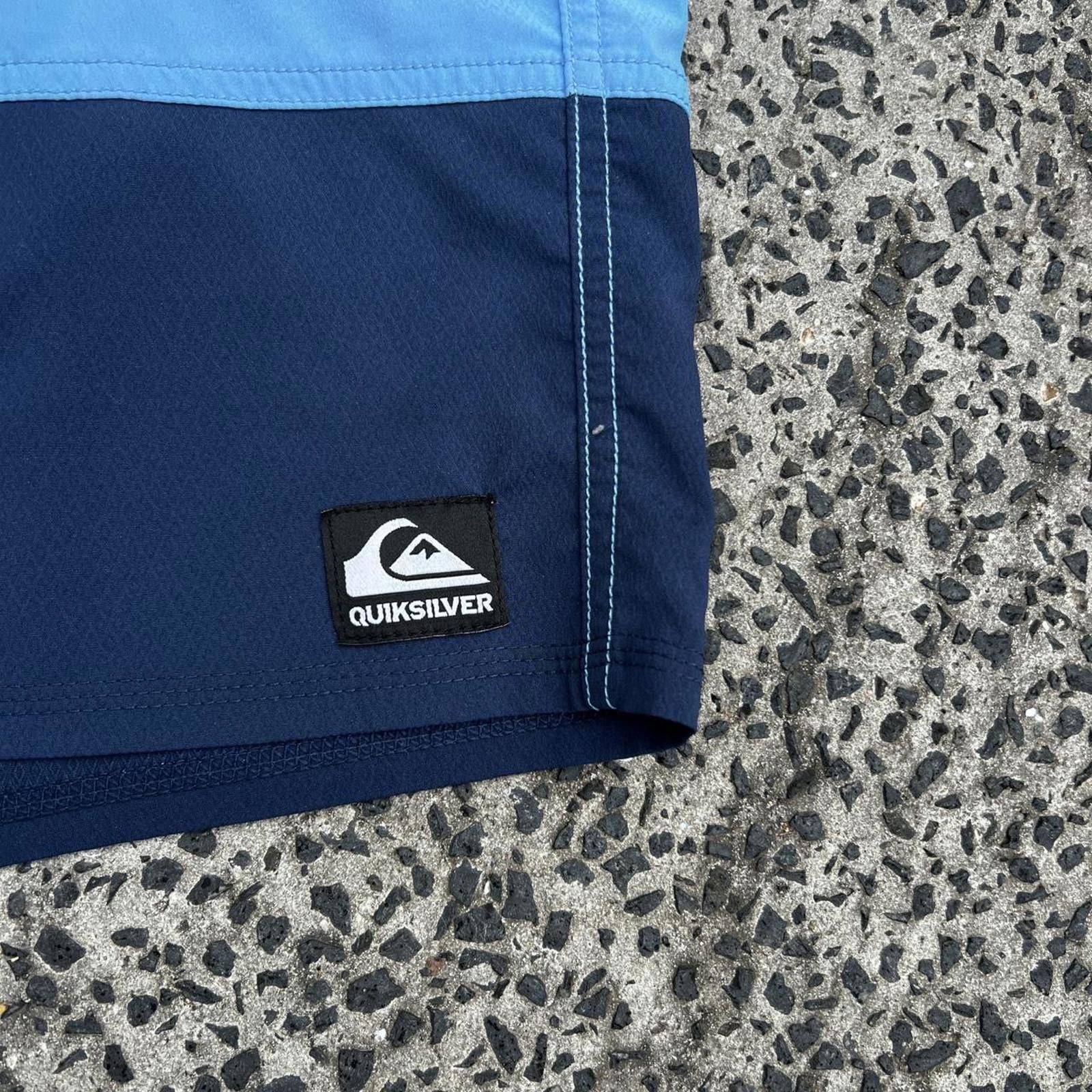 Quiksilver Quiksilver Men's Blue Shorts Size US 36 / EU 52 - 3 Thumbnail
