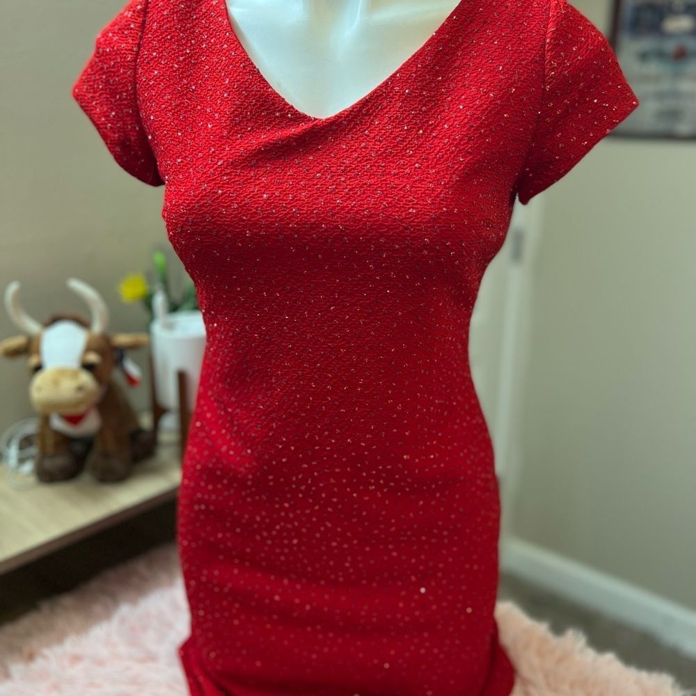 Other David Warren Petites Vintage Red Sequin V-Neck Cap Sleeve Sh Size S / US 4 / IT 40 - 1 Thumbnail