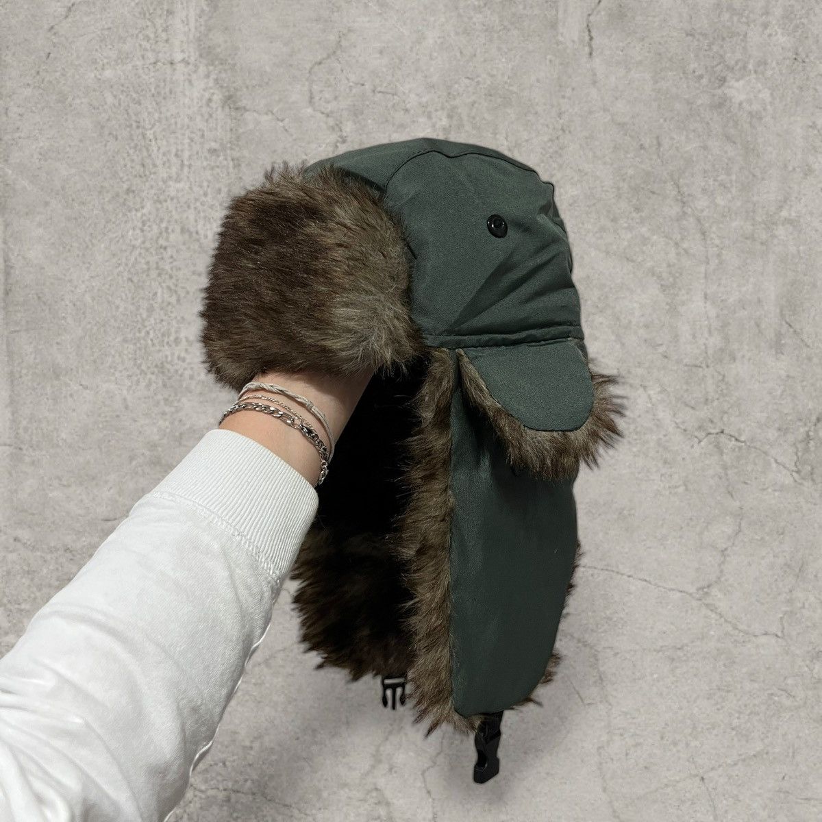 Japanese Brand Russian Ushanka fluffy winter hat in dark green. One size Size ONE SIZE - 2 Thumbnail