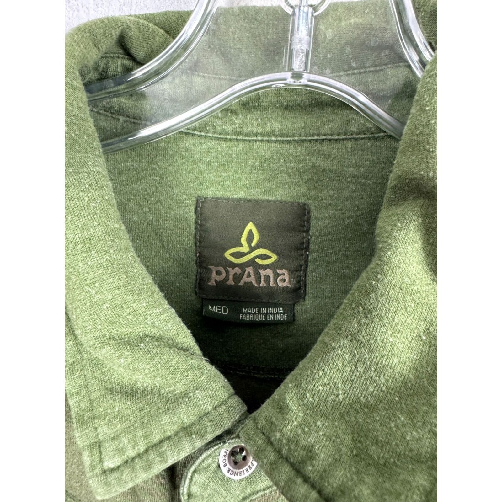 Prana Prana Shirt Mens Button Up Pocket Outdoor Green Hiking Short Sleeve Medium Logo Shirt Mens Regular Green Prana Outdoors 90s Outdoor Hiking Theme Size US M / EU 48-50 / 2 - 2 Thumbnail