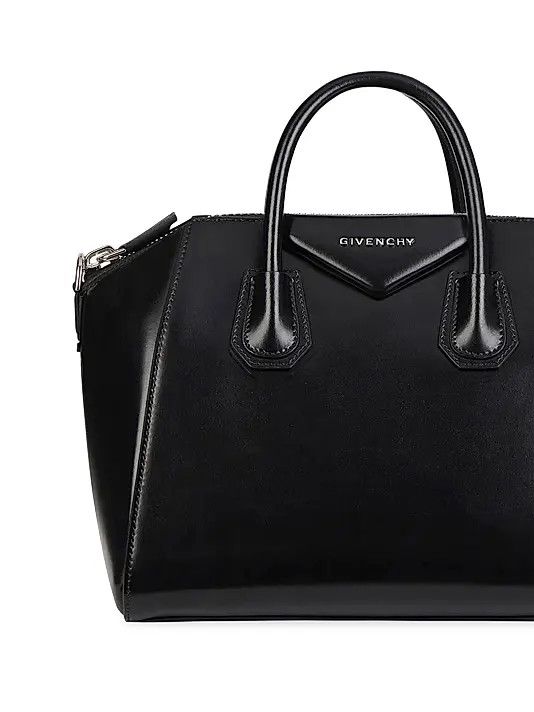 Givenchy os11x0126 Size: OS / Medium Antigona Bag in Black Size ONE SIZE - 6 Thumbnail