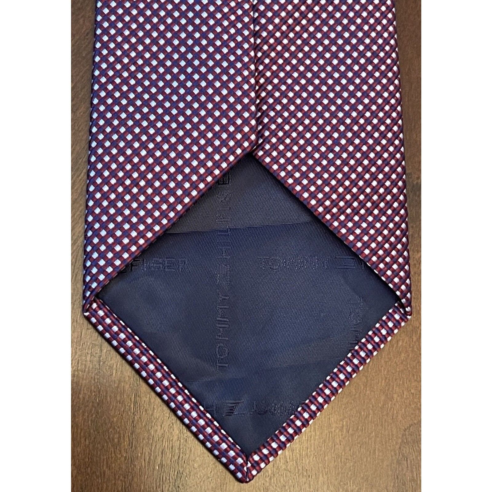 Tommy Hilfiger Tommy Hilfiger Burgundy Blue 100% Silk Made In China Size ONE SIZE - 2 Thumbnail