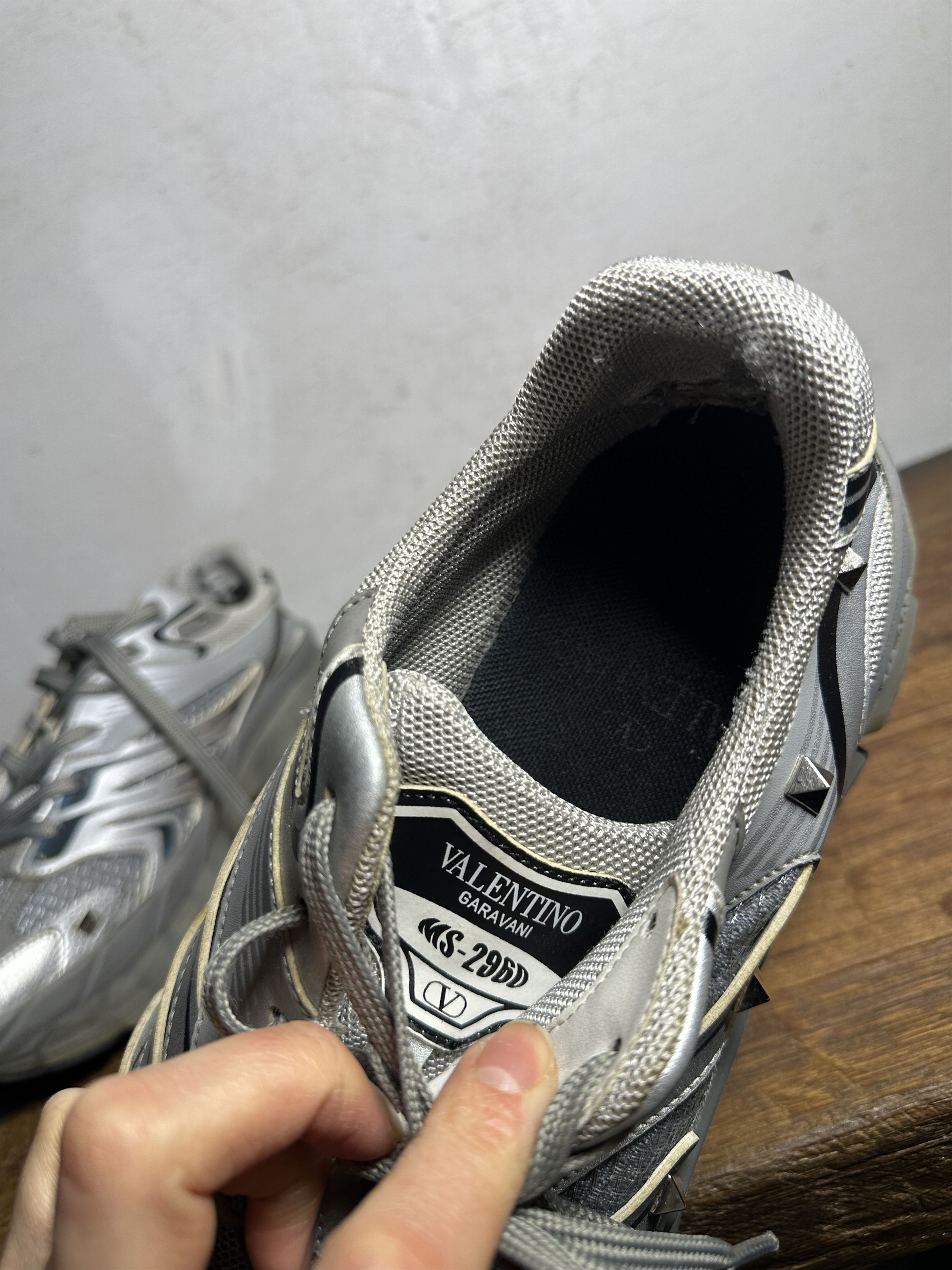 Valentino Valentino Garavani Silver Studded Sneakers Size US 11 / EU 44 - 9 Thumbnail