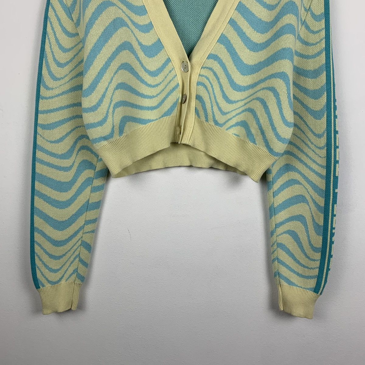 Fiorucci Designer Fiorucci Knit Crop Cardigan Long Sleeve Size L Y2K Size L / US 10 / IT 46 - 3 Thumbnail