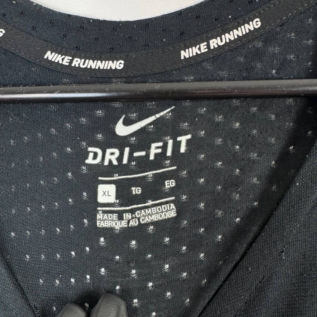 Nike Nike Dri-Fit Long Sleeve Running Black Performance Size XL Size US XL / EU 56 / 4 - 3 Thumbnail