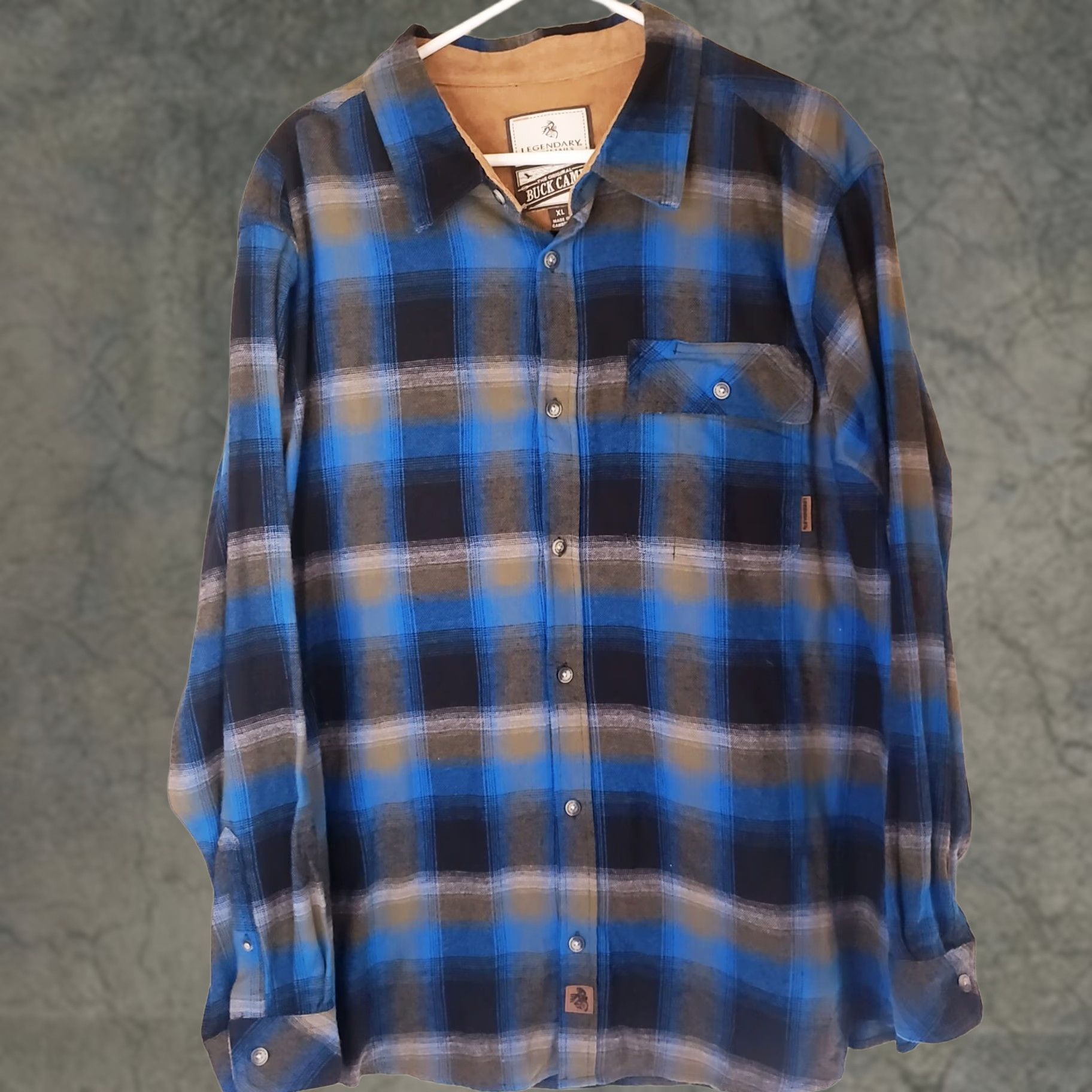 Vintage VINTAGE Legendary Whitetails Buck Camp Flannel Shirt XL Plaid Blue Cotton Long Sleeve Button-Up Pockets Mens Size US XL / EU 56 / 4 - 1 Thumbnail
